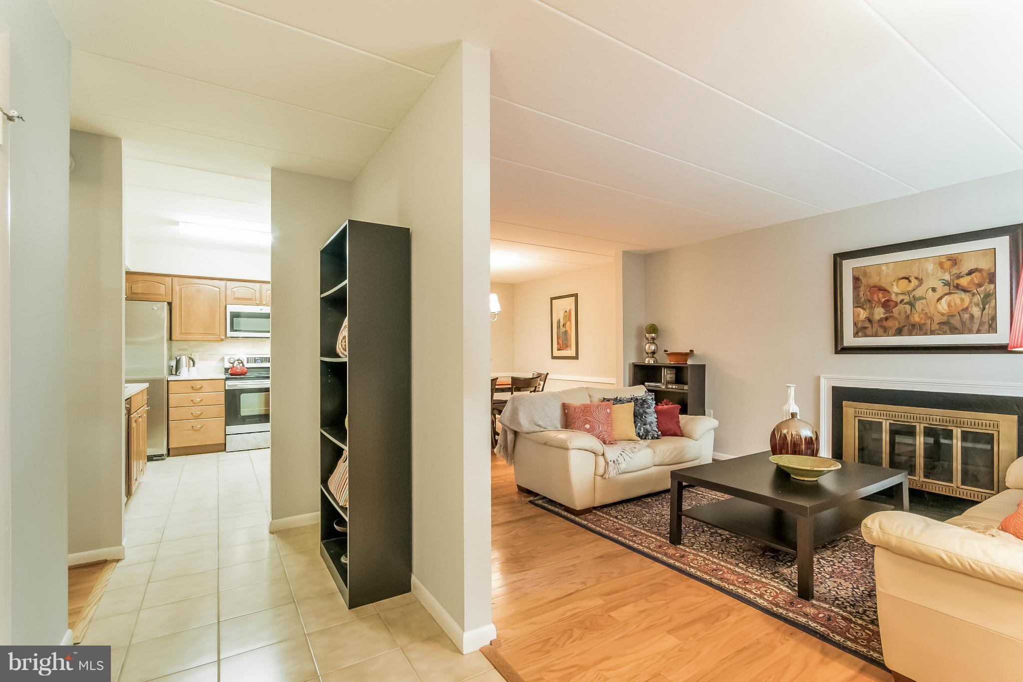 BEVERLY HILLS - Residential