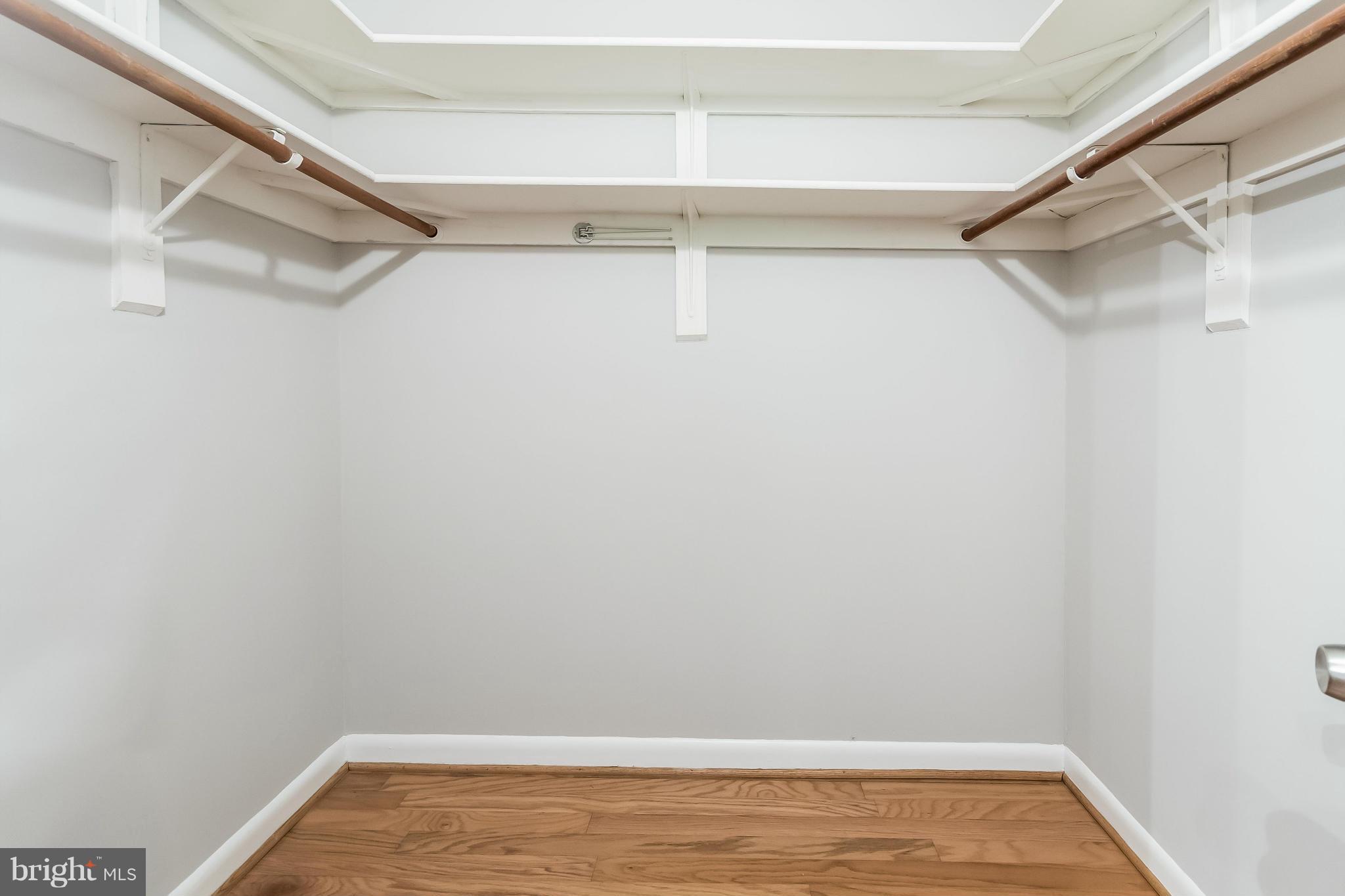 BEVERLY HILLS - Residential