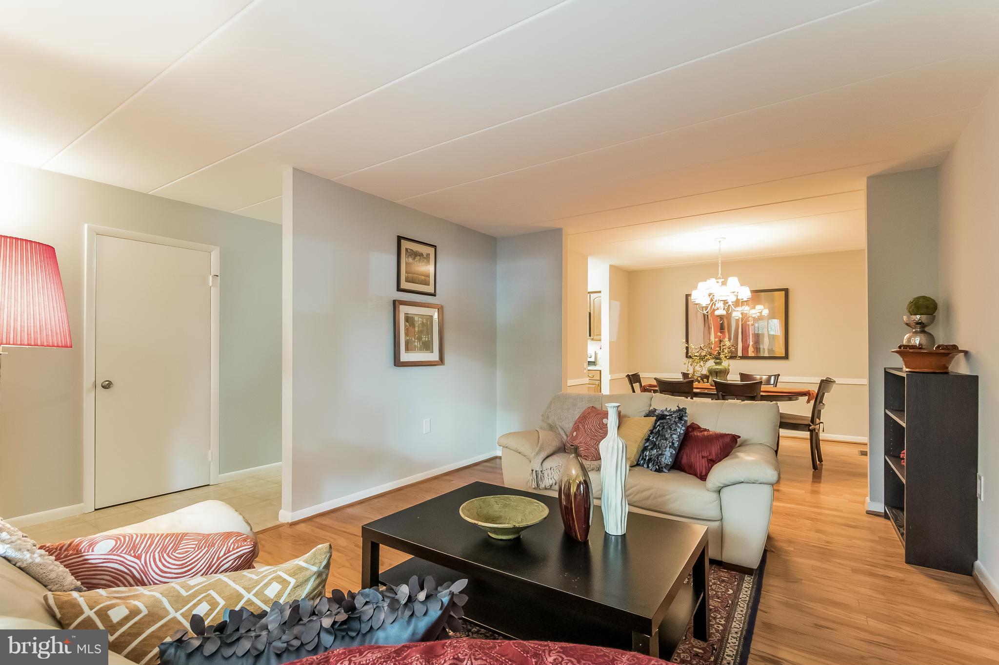 BEVERLY HILLS - Residential