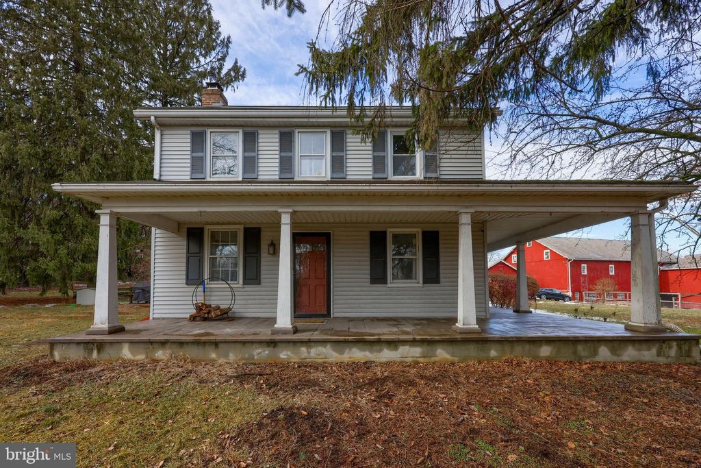 Photo of 558 Milton Grove Road S, ELIZABETHTOWN, PA 17022 (MLS # PALA2064050)