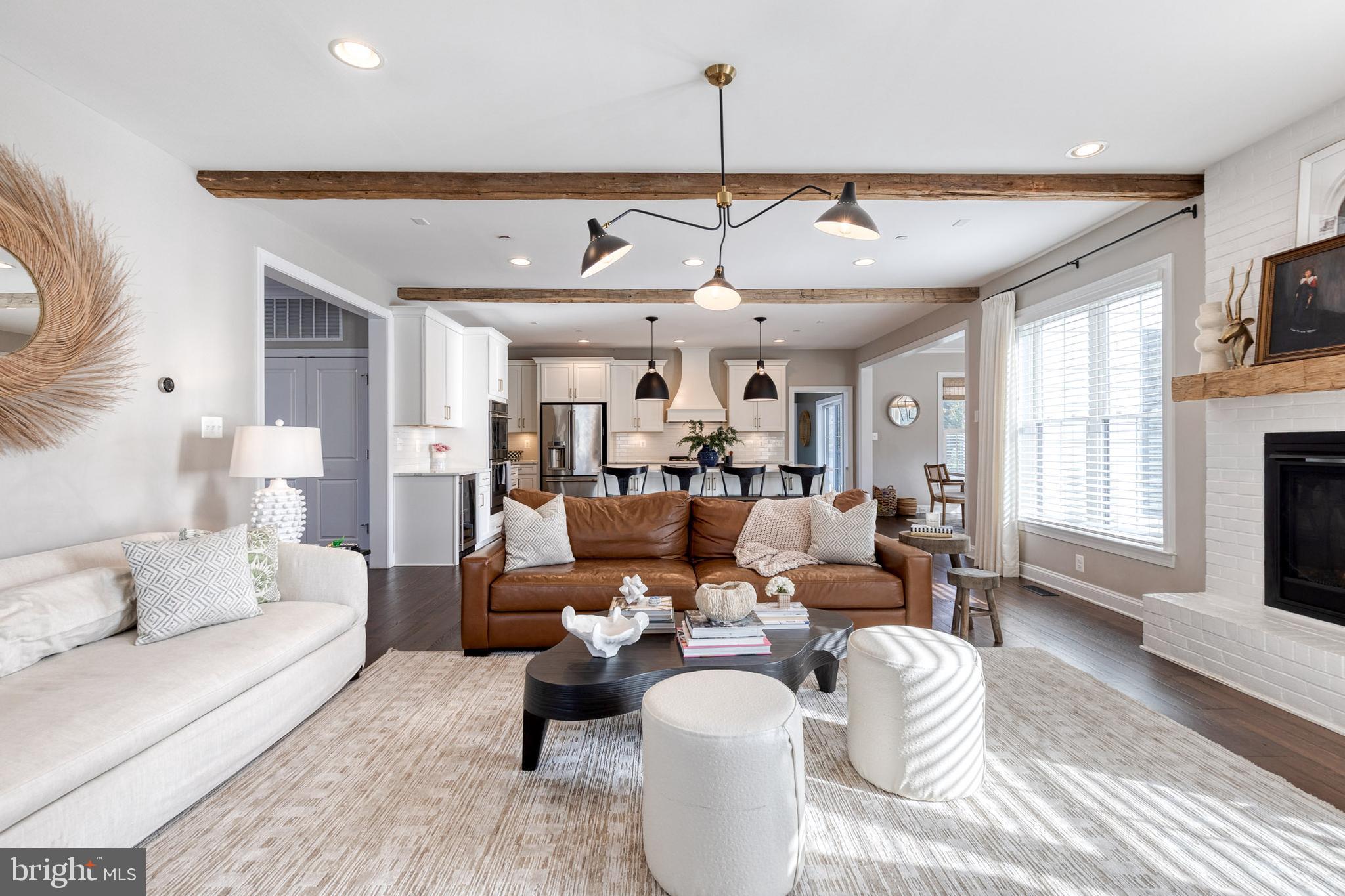 BRIAR KNOLL - Residential