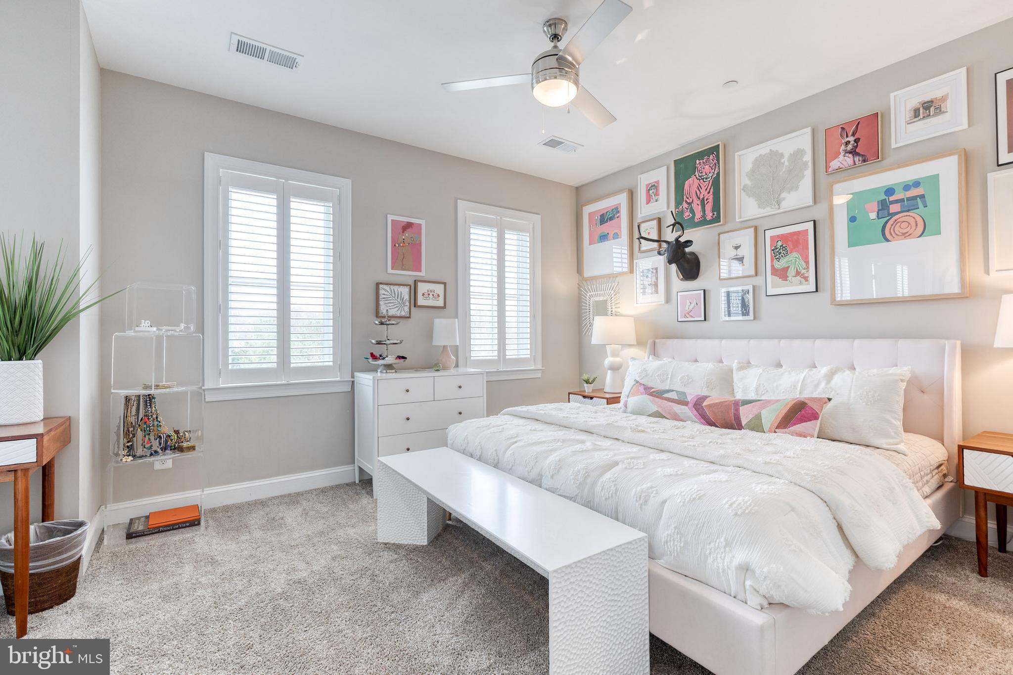 BRIAR KNOLL - Residential