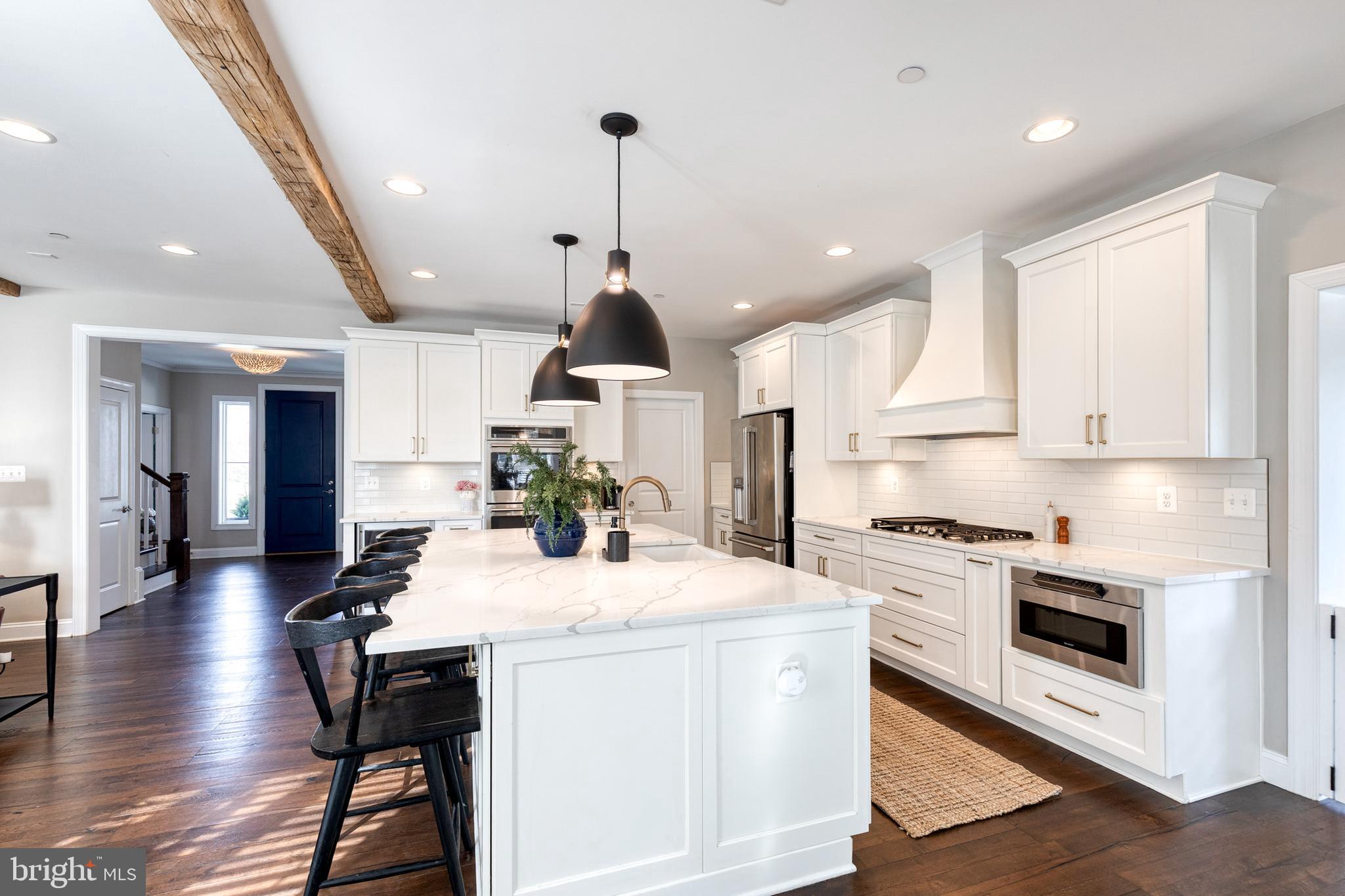 BRIAR KNOLL - Residential