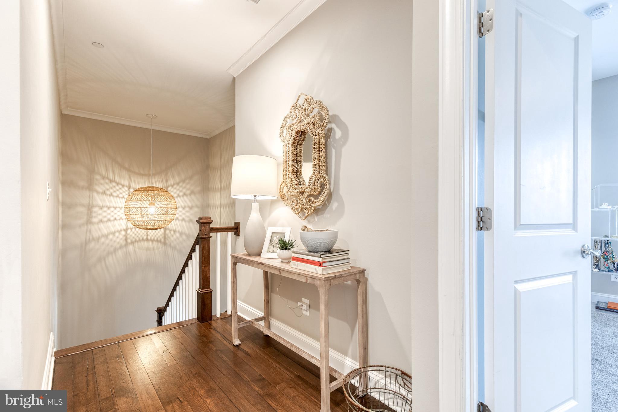 BRIAR KNOLL - Residential