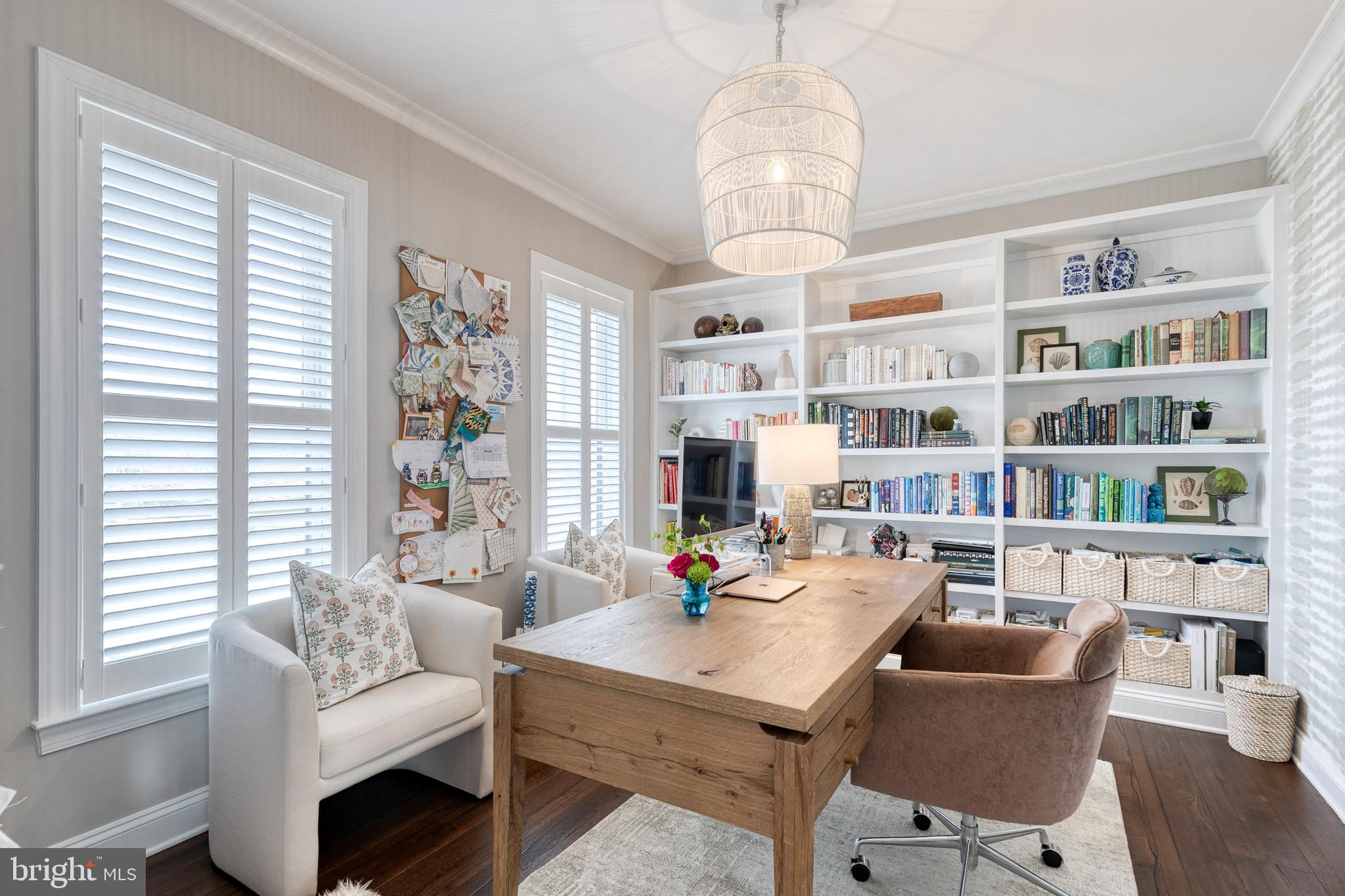 BRIAR KNOLL - Residential