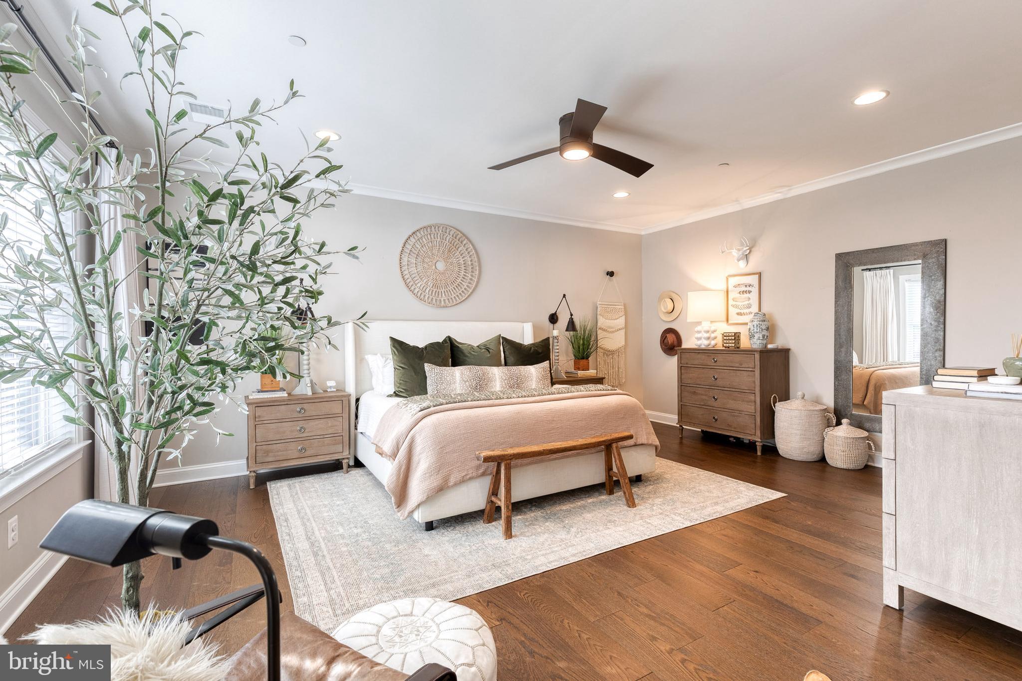 BRIAR KNOLL - Residential