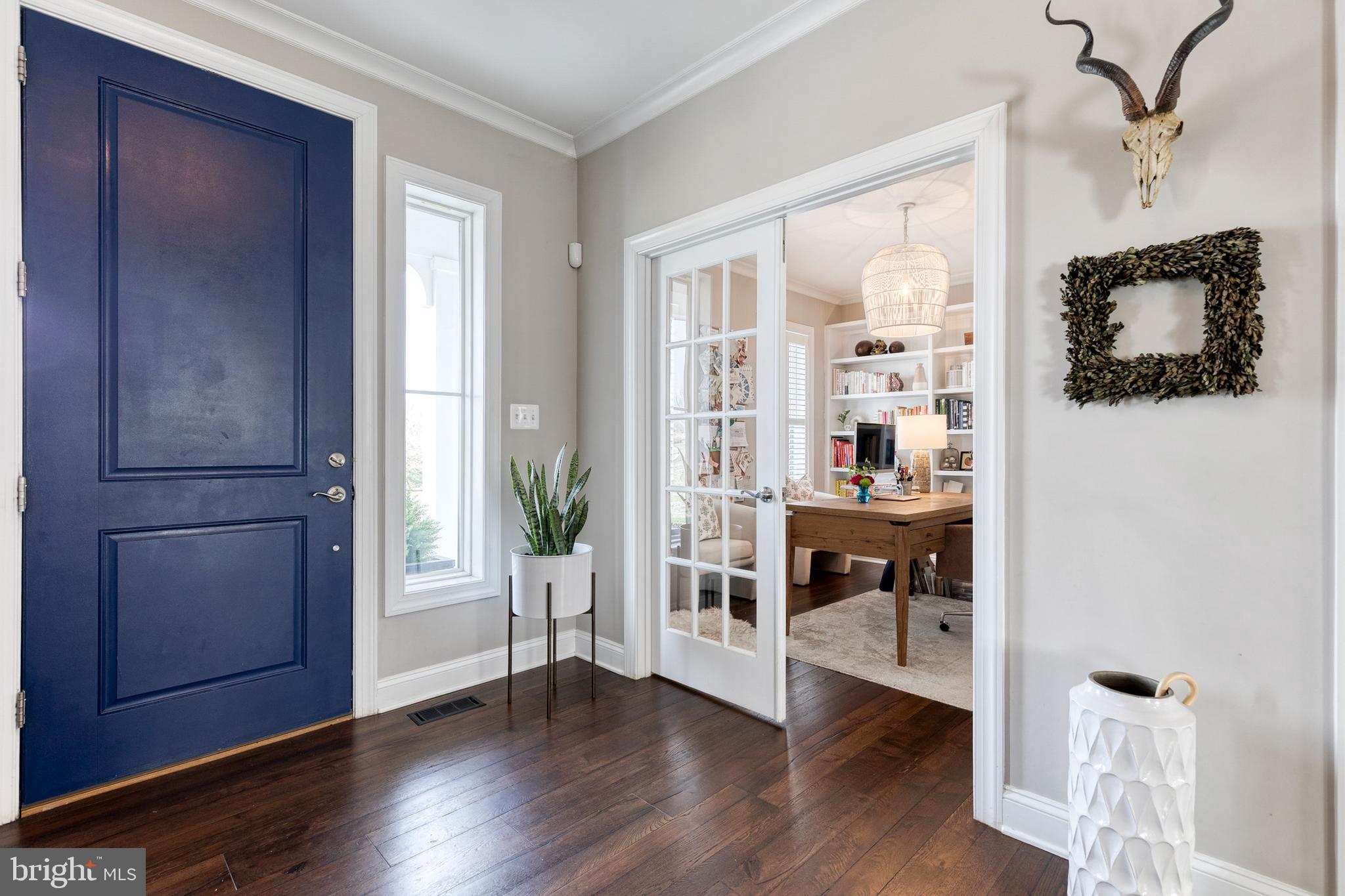 BRIAR KNOLL - Residential