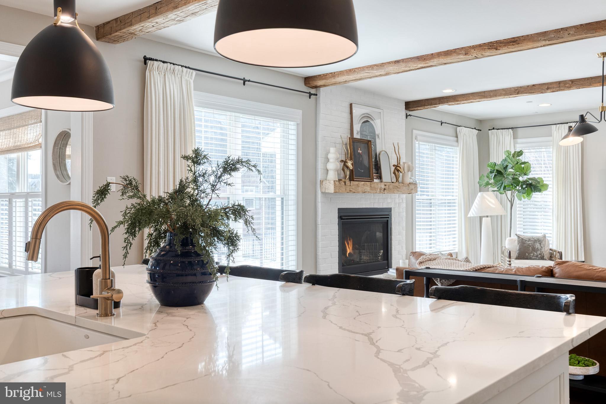 BRIAR KNOLL - Residential