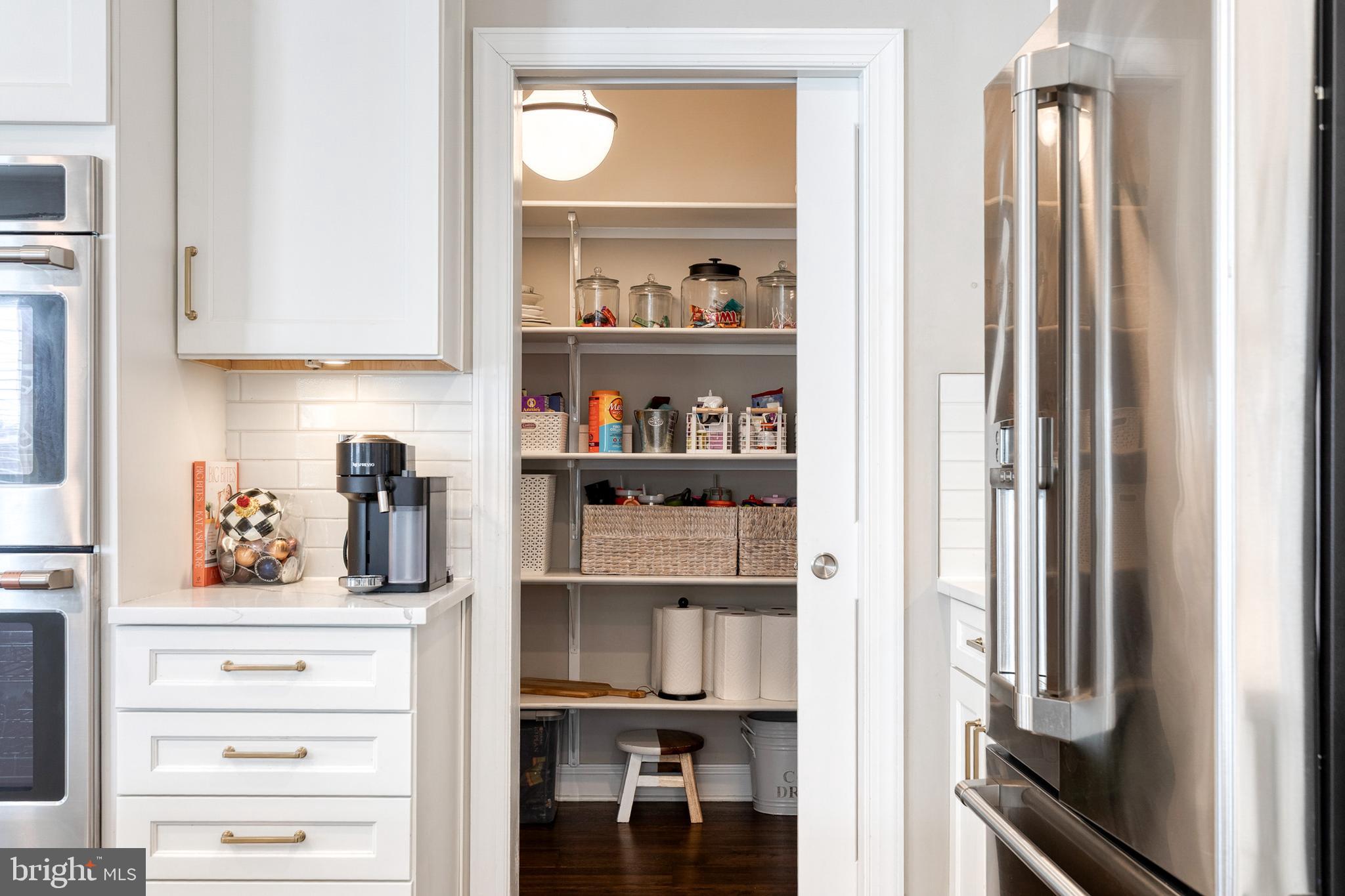 BRIAR KNOLL - Residential