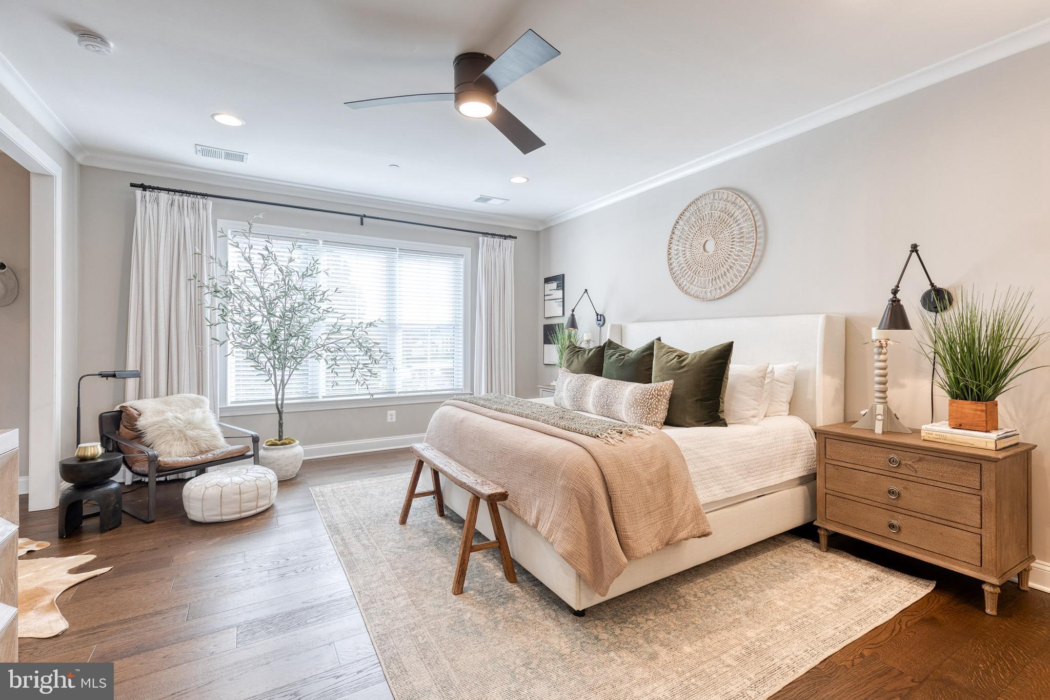 BRIAR KNOLL - Residential