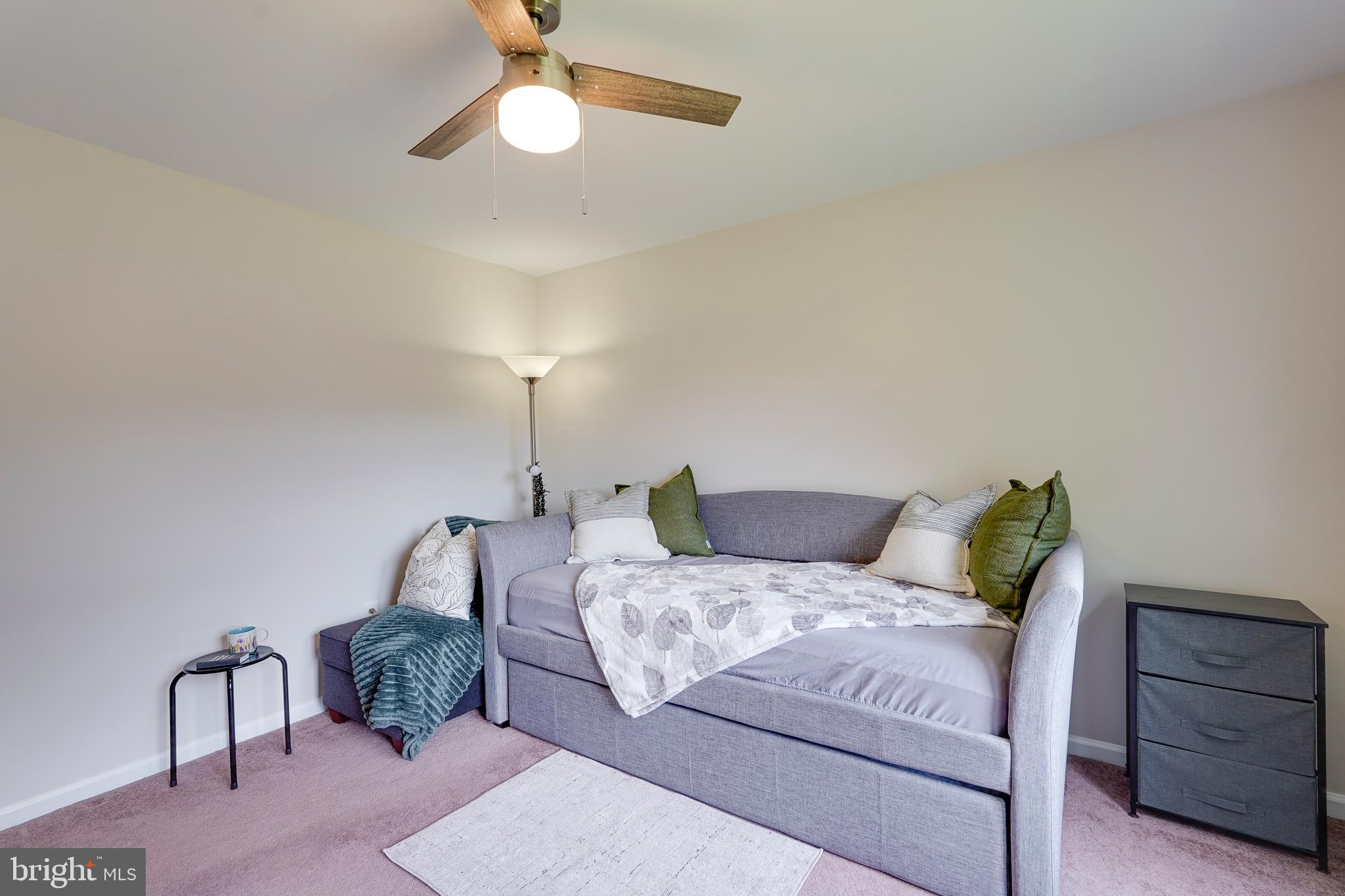 STONEGATE - Residential