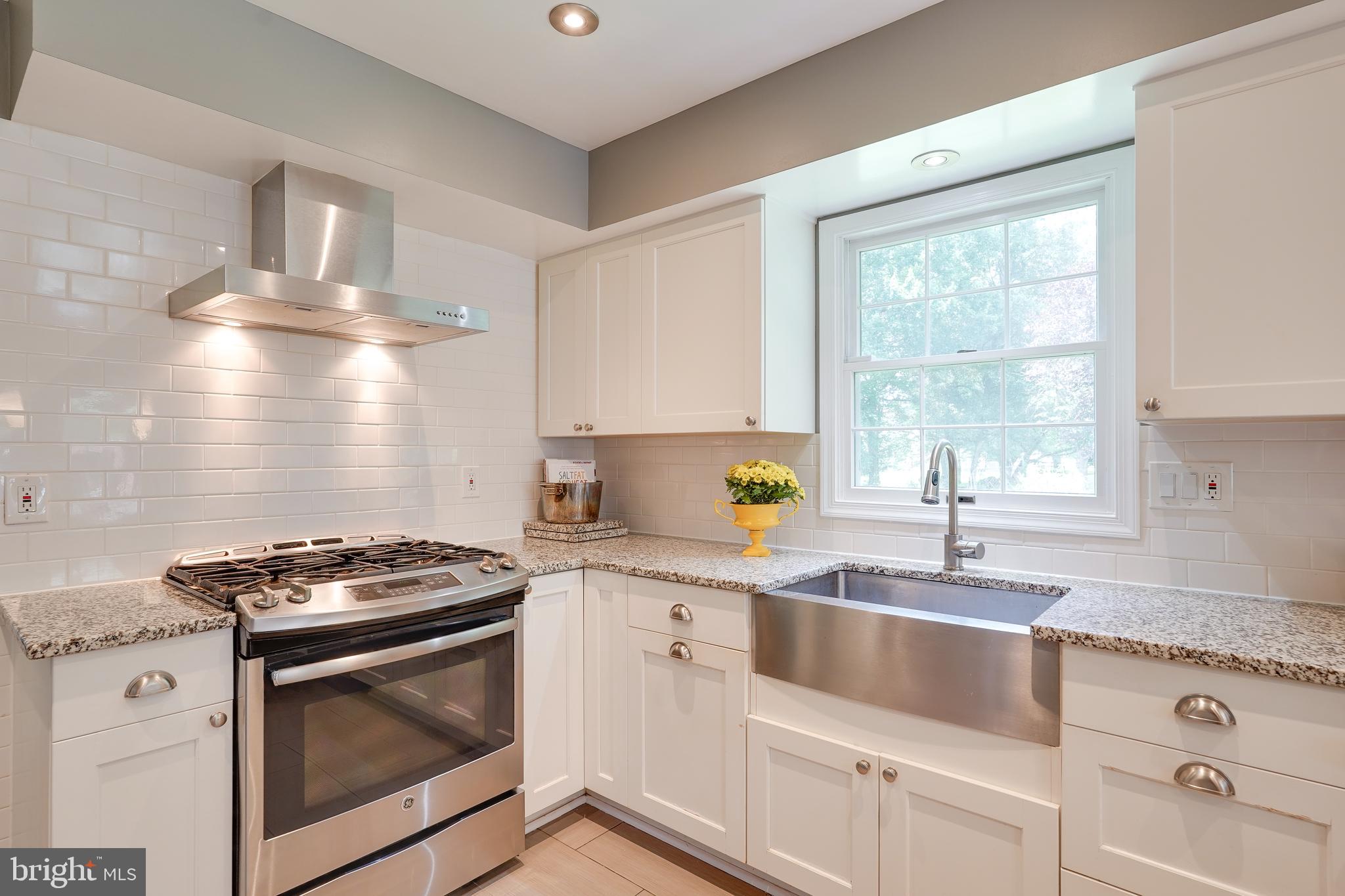 STONEGATE - Residential