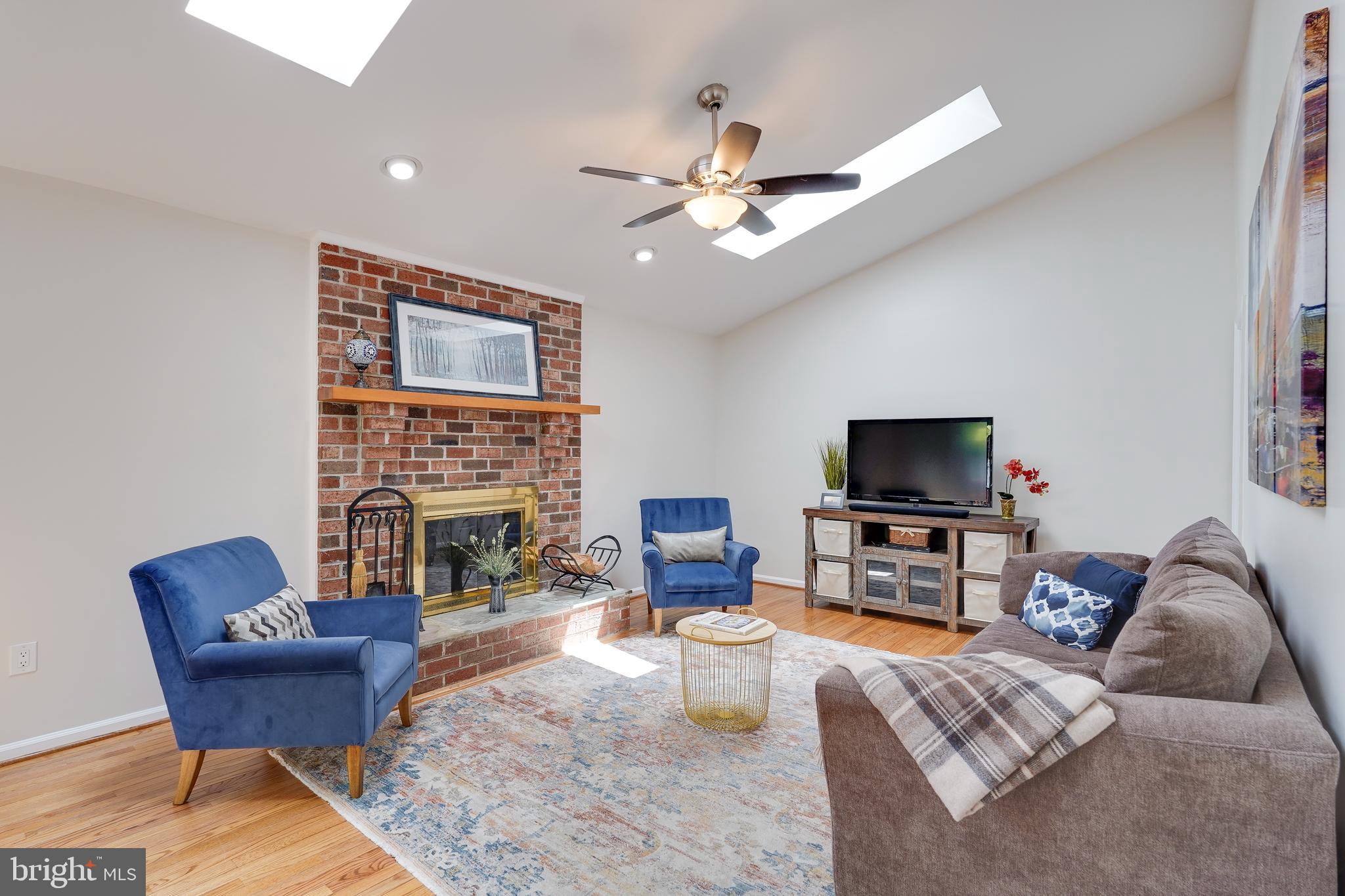 STONEGATE - Residential