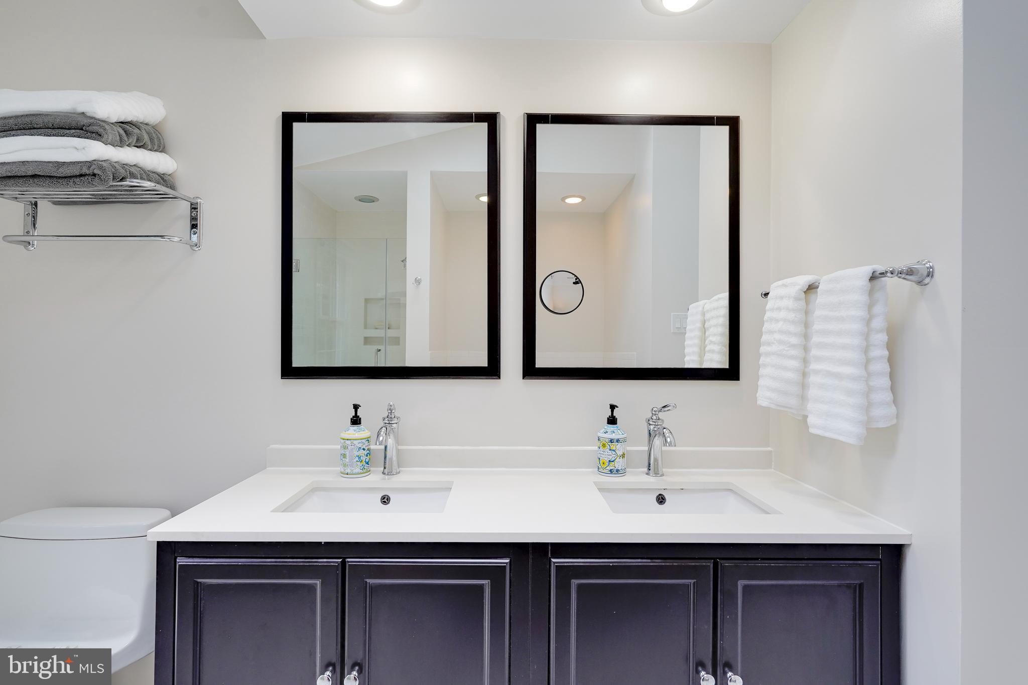 STONEGATE - Residential