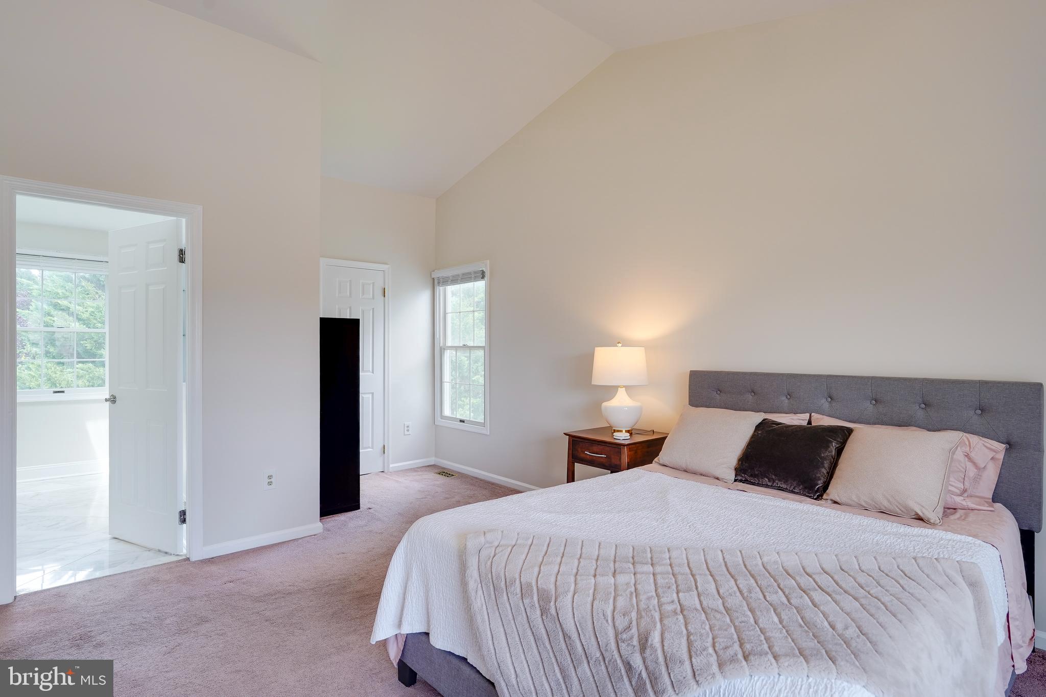 STONEGATE - Residential