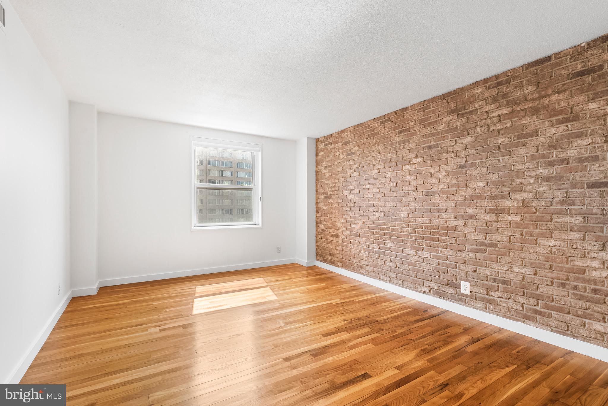 MOUNT VERNON PLACE HISTORIC DISTRICT - Residential