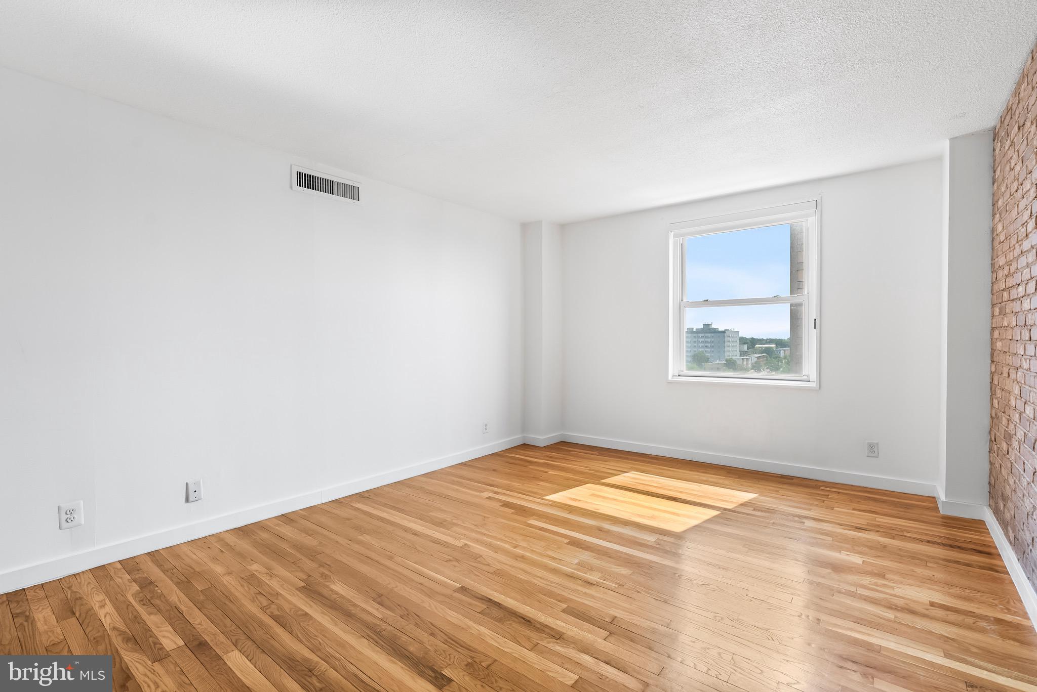 MOUNT VERNON PLACE HISTORIC DISTRICT - Residential