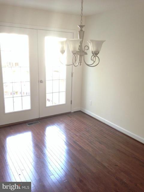 LAUREL LAKES - Residential Lease