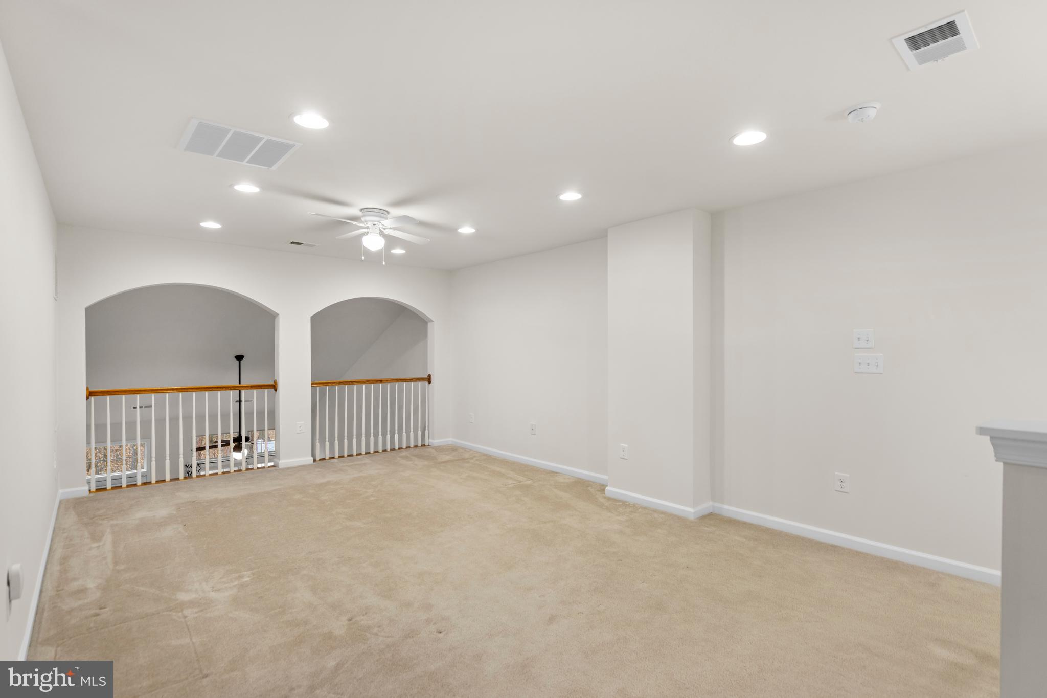 WEST RIDGE - Residential