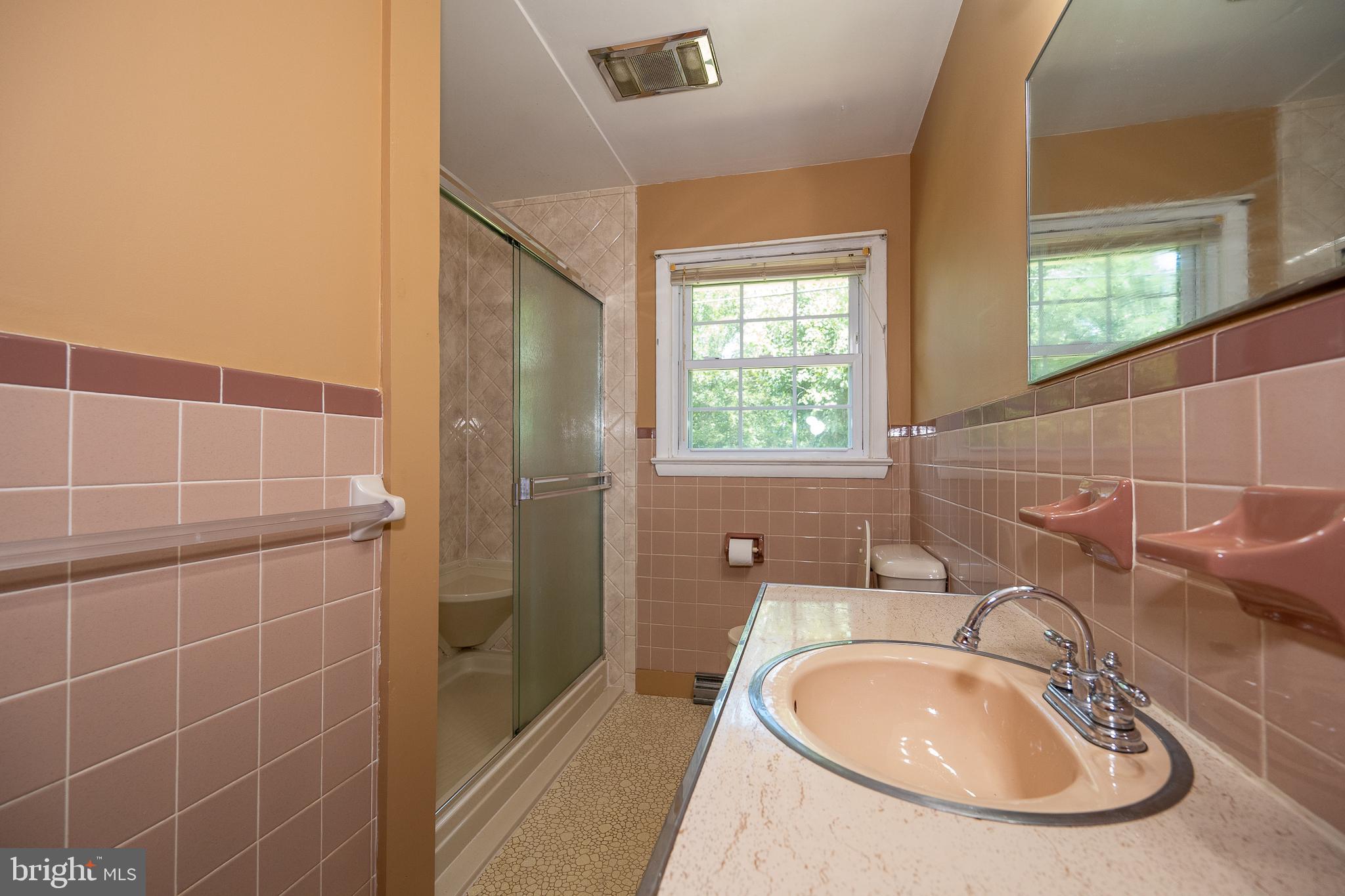 ELKTON - Residential