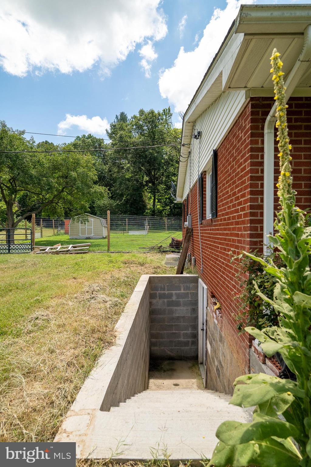 ELKTON - Residential