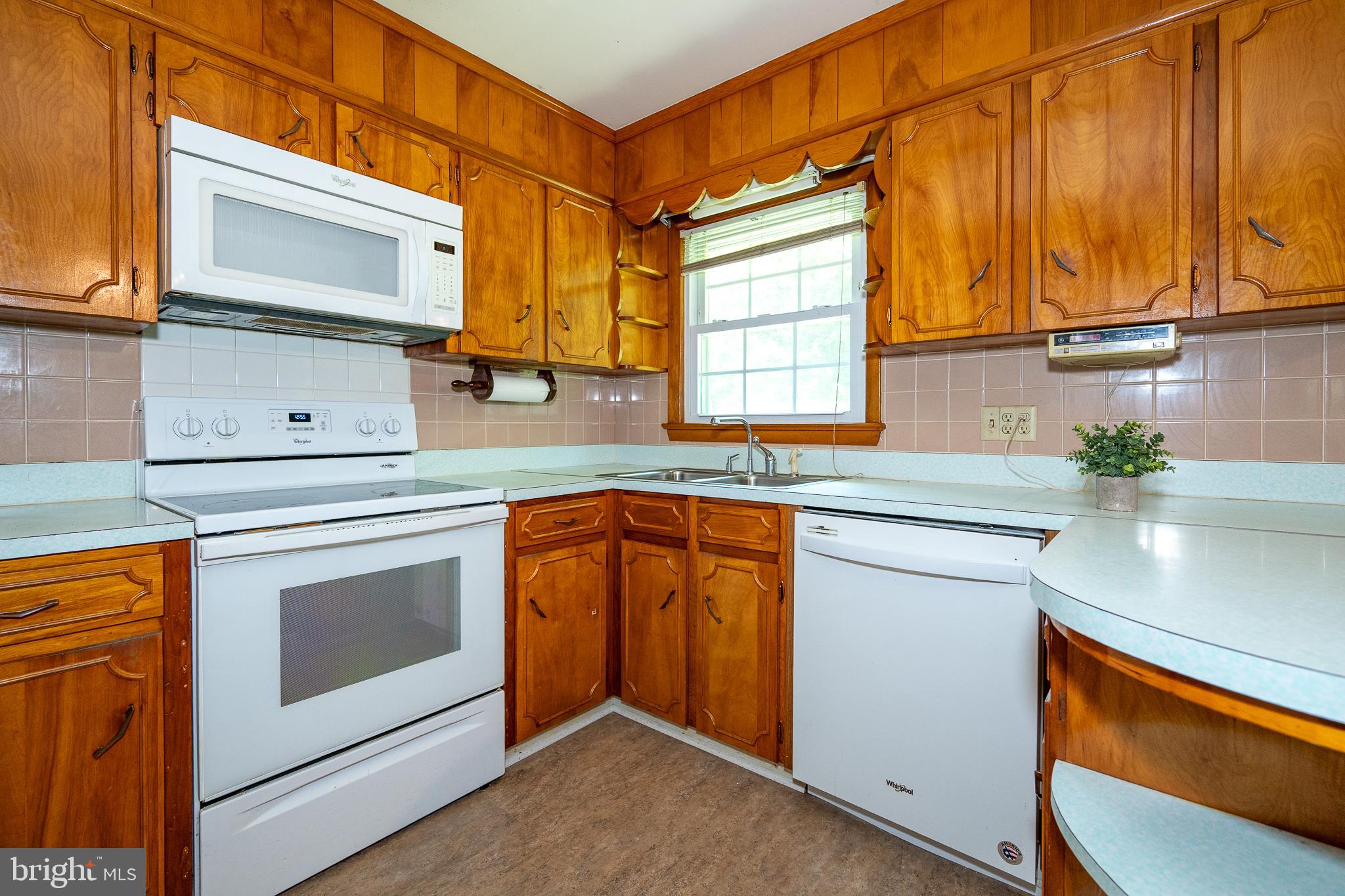 ELKTON - Residential