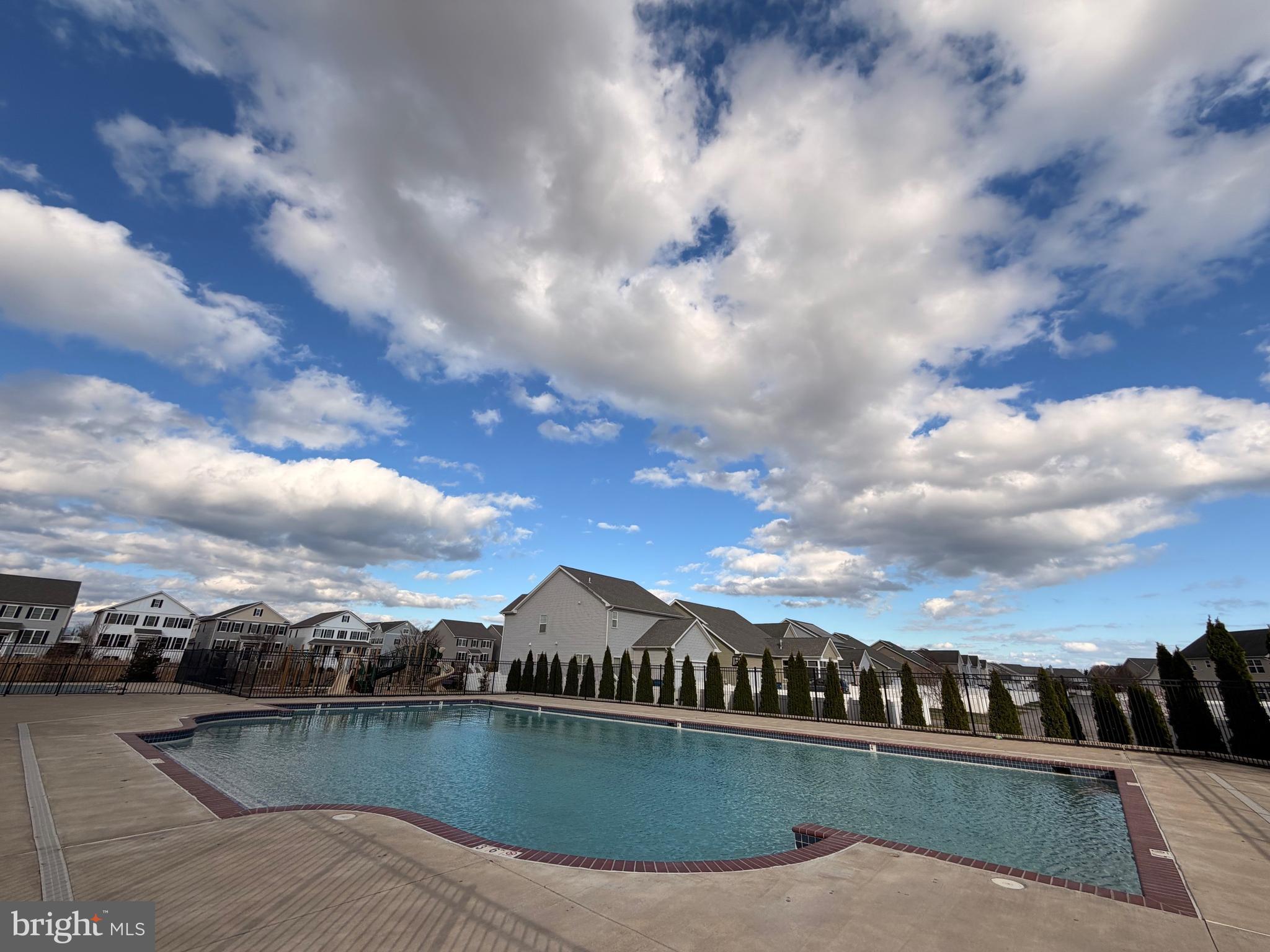 ELLENDALE - Residential