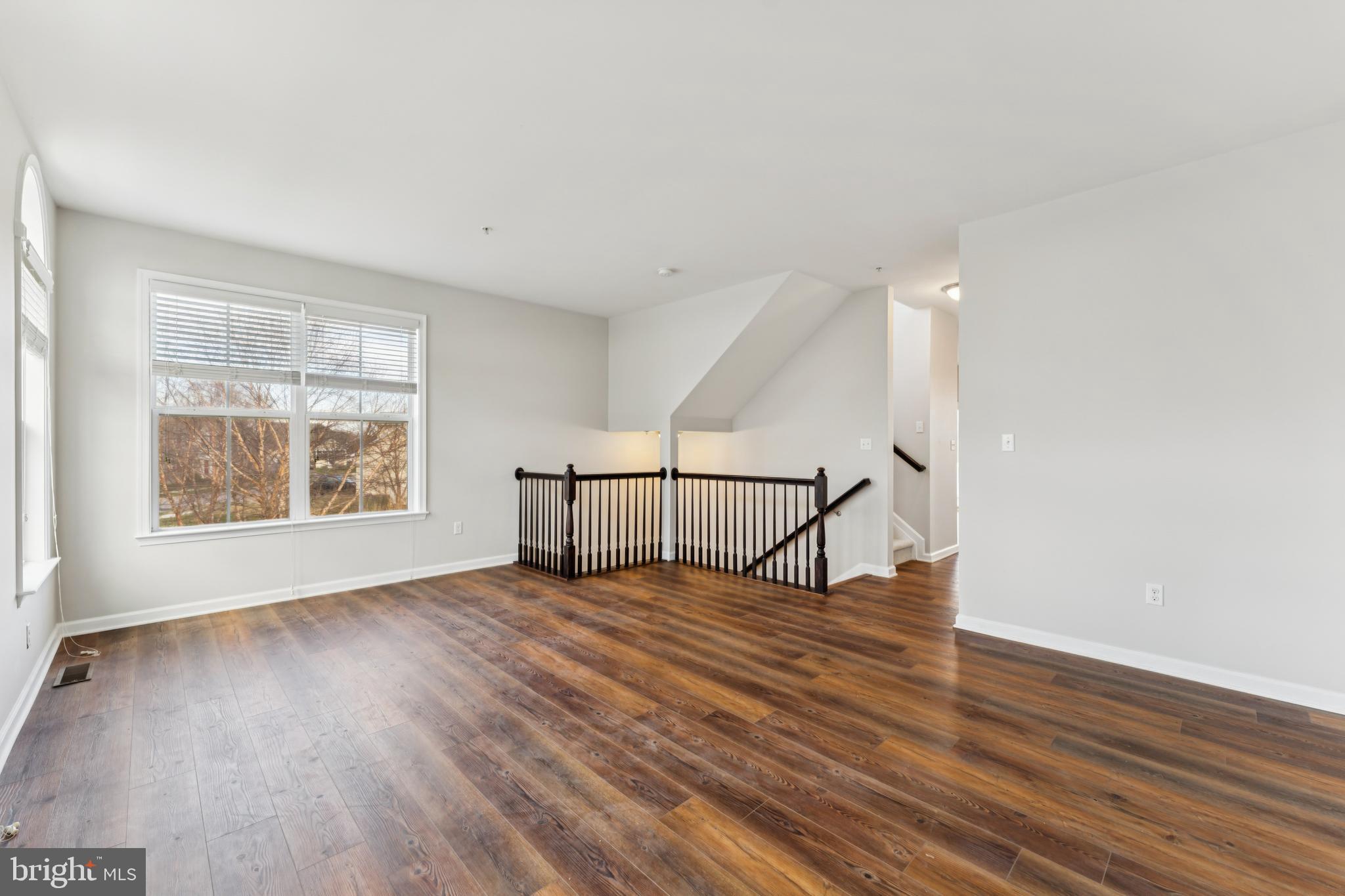 ELLENDALE - Residential