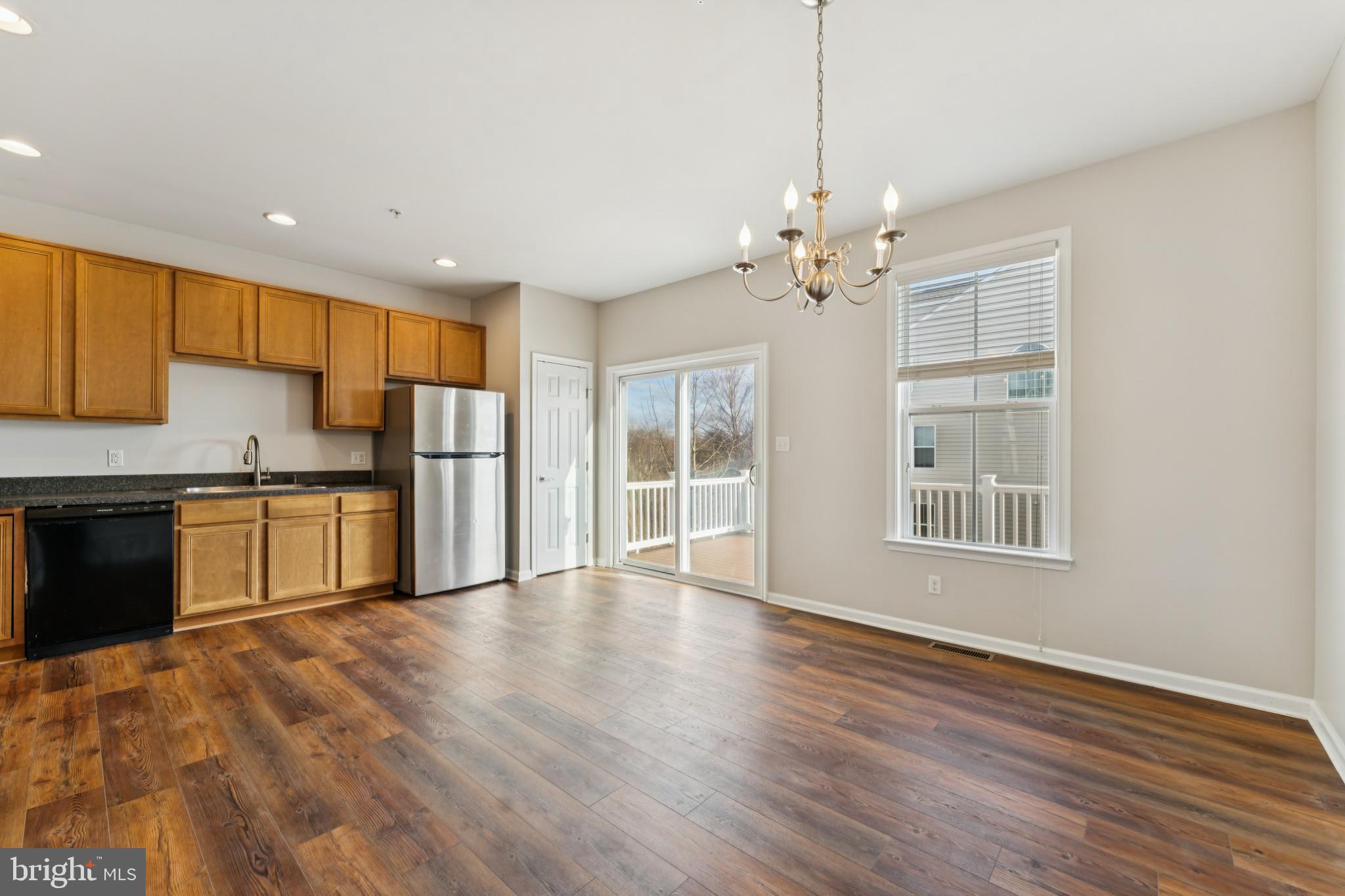 ELLENDALE - Residential