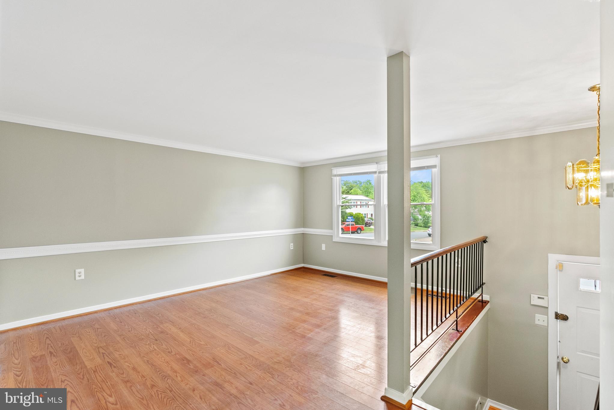 1263 WILSHIRE DRIVE