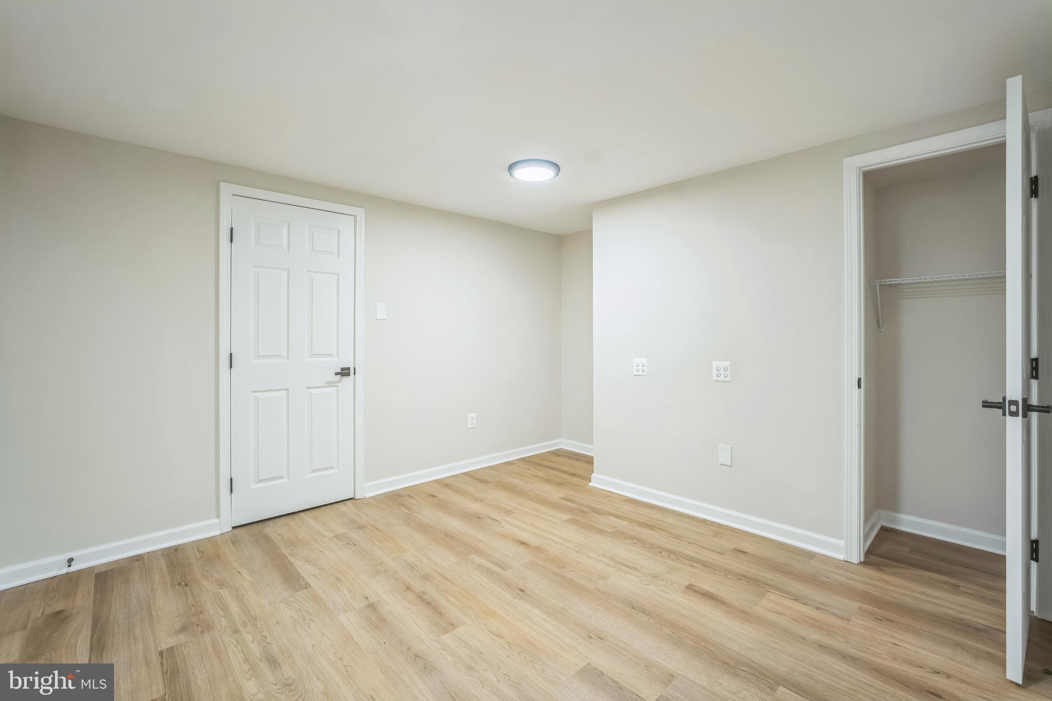 CENTREVILLE FARMS - Residential