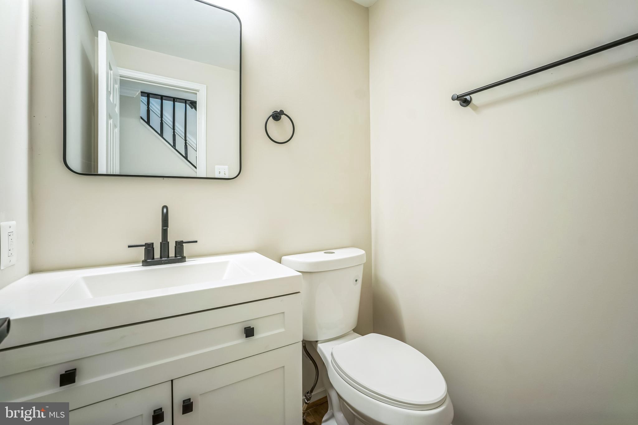 CENTREVILLE FARMS - Residential