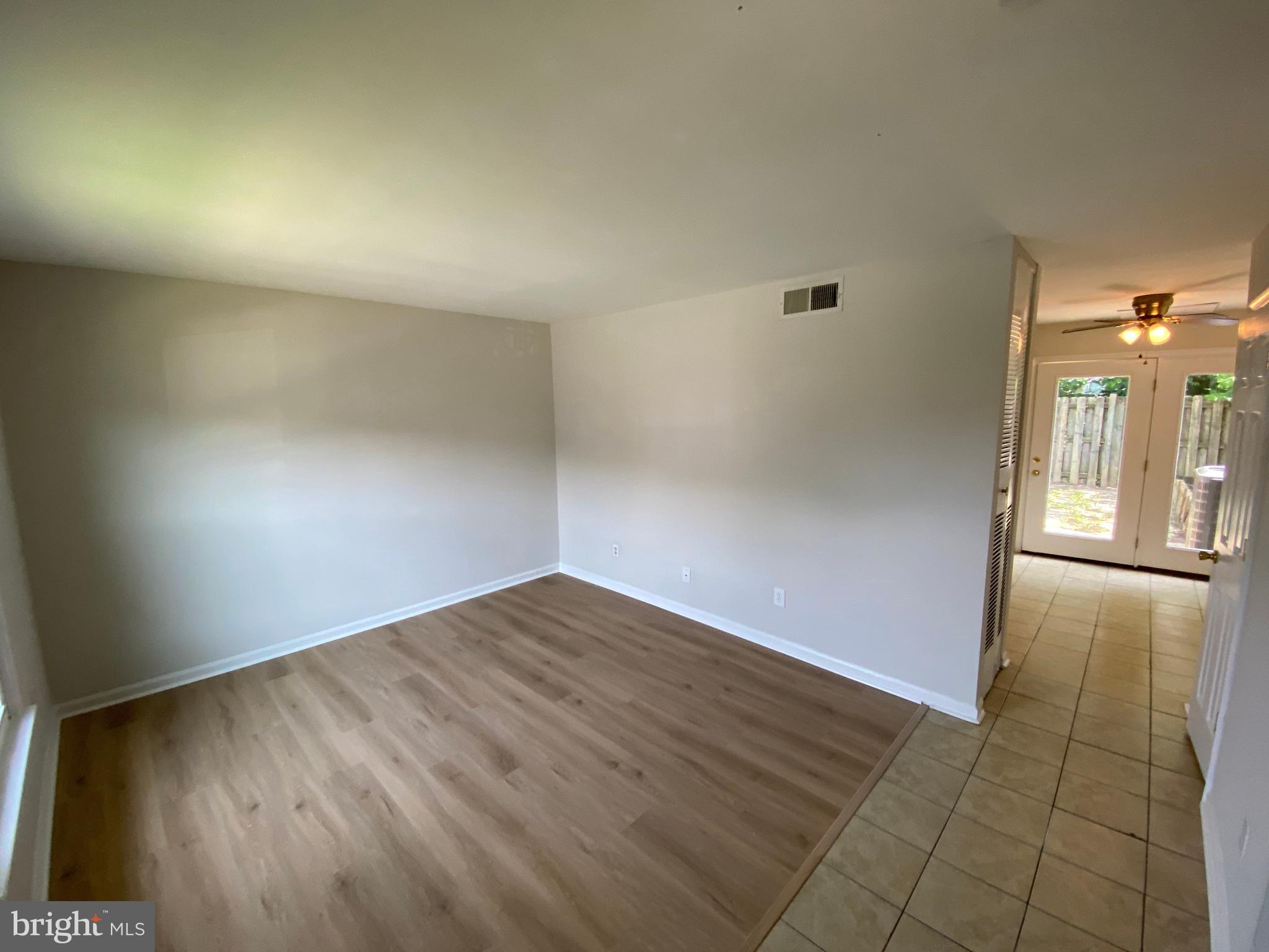 CENTRAL PARK TOWNHOMES - Residential Lease