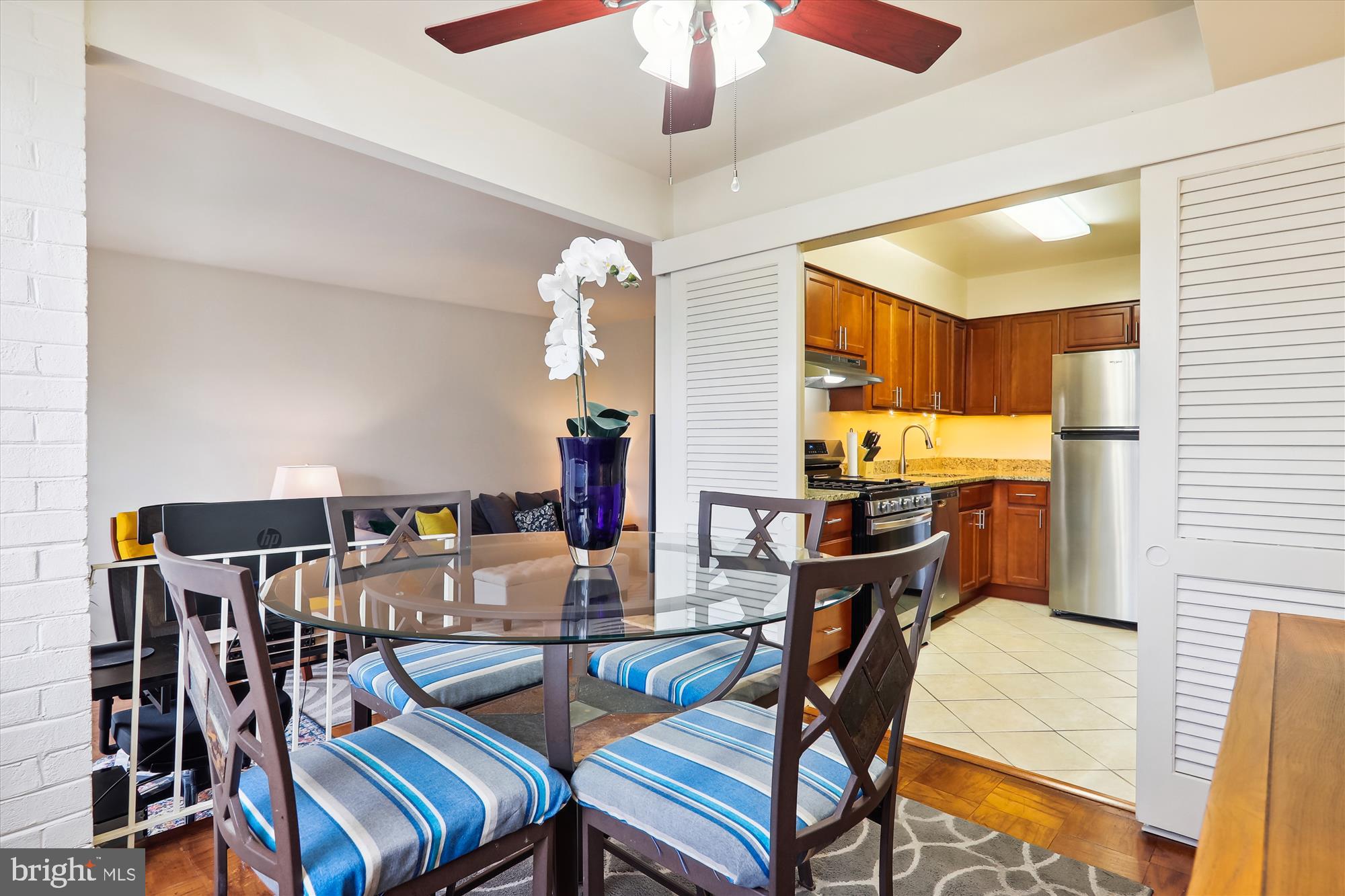 AMERICANA FINMARK - Residential