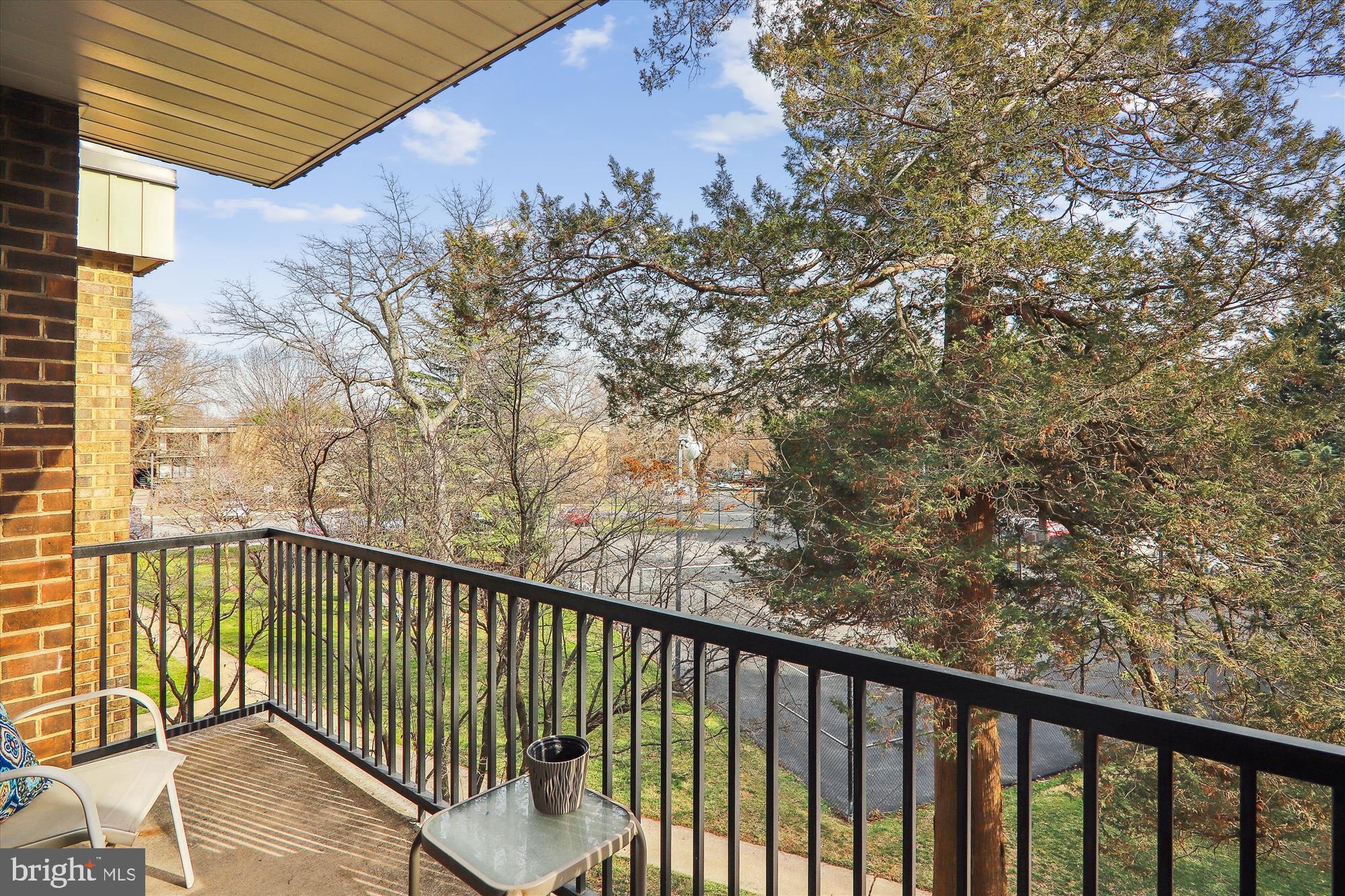 AMERICANA FINMARK - Residential