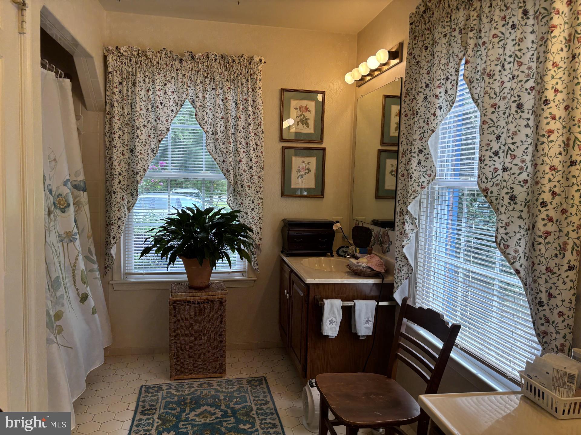 HERITAGE HARBOUR - Residential Lease