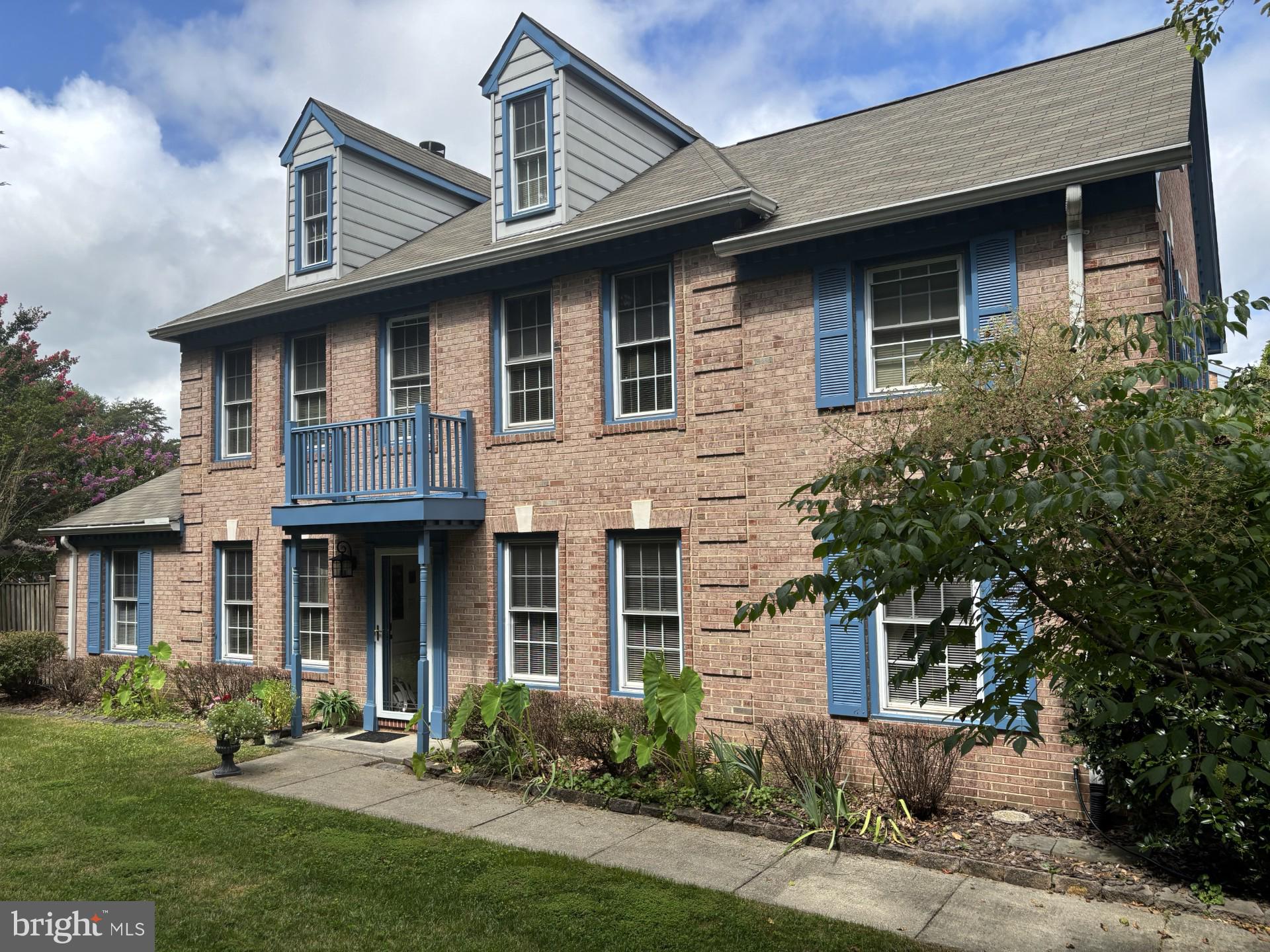 Get a sneak preview at the onsite Estate Sale on August 16th & 17th from 9 AM - 2 PM. Available for occupancy on Sept. 1st. No cats/dogs case by case. At least one resident must by 55+. No permanent residents under 19, however, overnight visits are allowed.
Enjoy resort style living at amenity rich Heritage Harbour...Annapolis' premier active adult community. This 3 BR/2.5 BA end of group townhome features a main level primary bedroom with en-suite bath...perfect for those seeking single level living with additional upper level bedrooms/bath for visiting family & friends. You'll marvel at the elegant millwork throughout and the dramatic 2 story living room with gas log fireplace. Adjacent is the dining area, enhanced with ceramic tile flooring and stylish wainscoted shadow boxing. The kitchen is a chef’s delight with a breakfast bar, ample counter space and stainless steel appliances including a 5-burner Samsung electric range, Whirlpool fridge with ice/water dispenser, GE microwave and dishwasher. A pantry and sliding glass door to the deck complete the space. The main level also provides a laundry room, half bath and two coat closets for added storage & garage access. Upstairs, enjoy the brightly lit balcony seating area overlooking the living room. A linen closet and 2 large closets provide additional storage. The second bedroom includes a pull down stair for easy attic access. The third bedroom offers a vaulted ceiling, walk-in closet with built-ins plus access to the dual entry full bathroom.
Exterior highlights include the stately brick façade, front storm door and fenced in garden/deck area with electric awning—perfect for outdoor entertaining.
The center of community activities is The Lodge which features a wide variety of recreational, cultural, social and educational activities for all residents ...an auditorium, indoor and outdoor pools, sauna, fitness center, library, boutique, arts & crafts studio, woodwork shop, billiard & game rooms plus meeting rooms. From the garden lounge, there and walking trails leading past the bocce ball & horseshoe pits on your way down to the community pier with boat slips on the South River. Golfers, tennis & pickleball enthusiasts will enjoy the clubhouse featuring a pro shop and dining facility servicing the adjacent courts and the executive 9 hole golf course with putting green. The community also includes a separate lot for RV and boat storage, plus a 28-passenger community van for shopping trips and excursions.
This home & community offer comfort, convenience, and style—schedule your tour today!