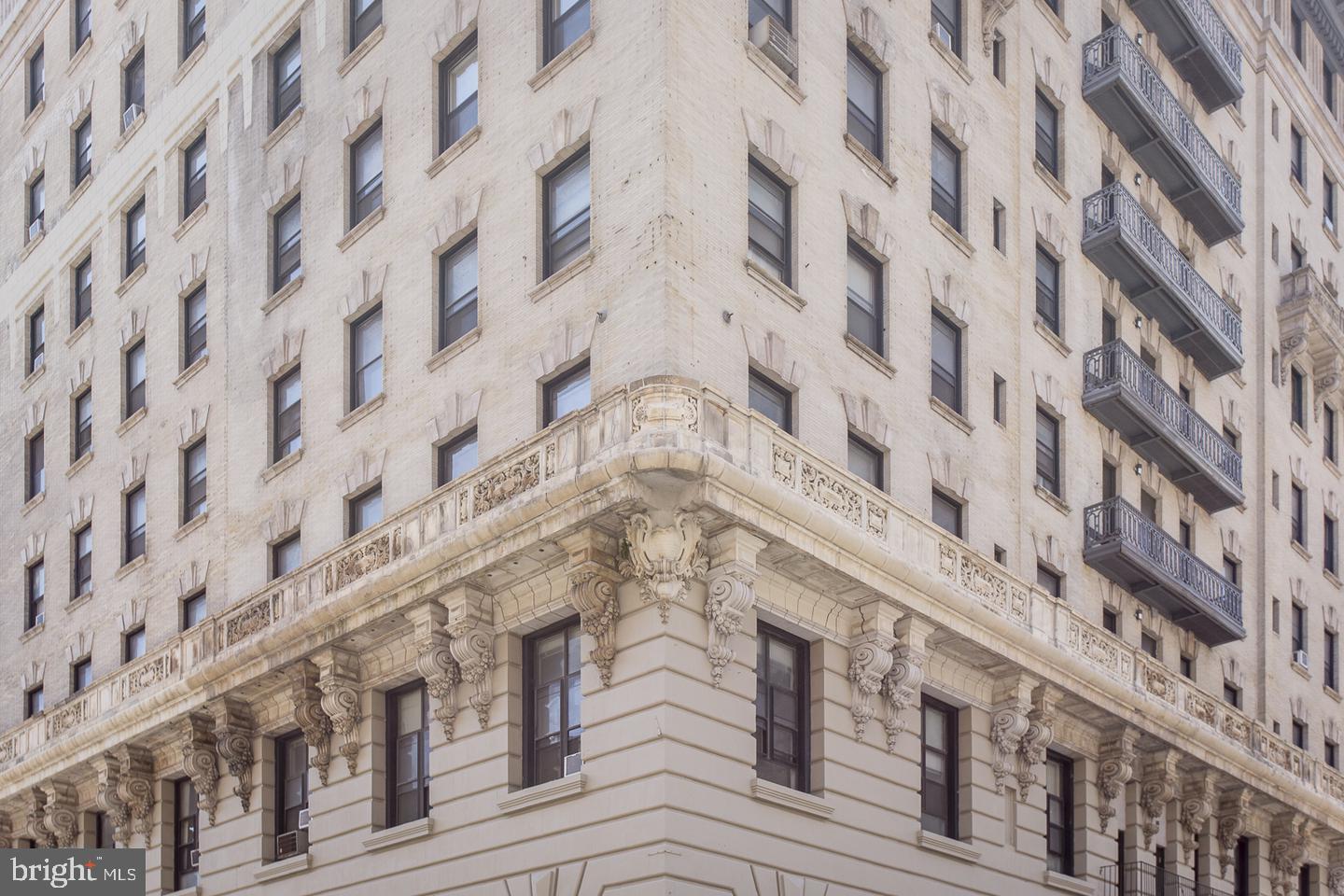 WASHINGTON SQ WEST - Residential Lease