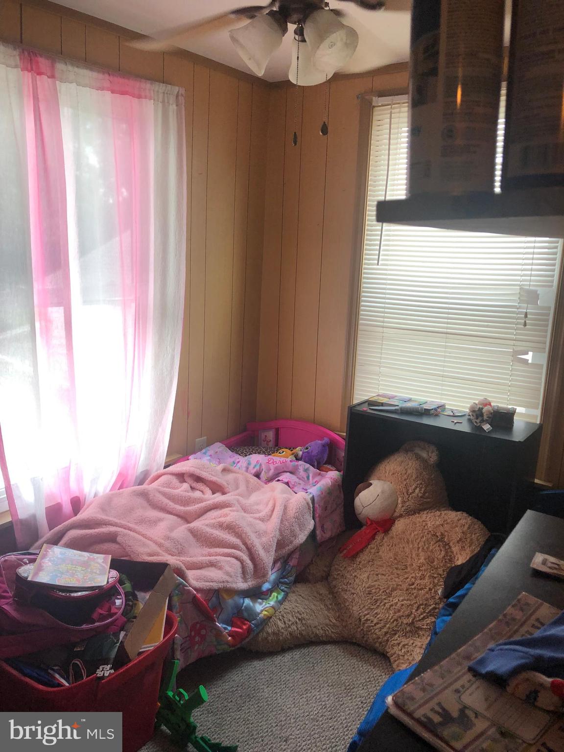 BERNVILLE ESTATES - Residential Income