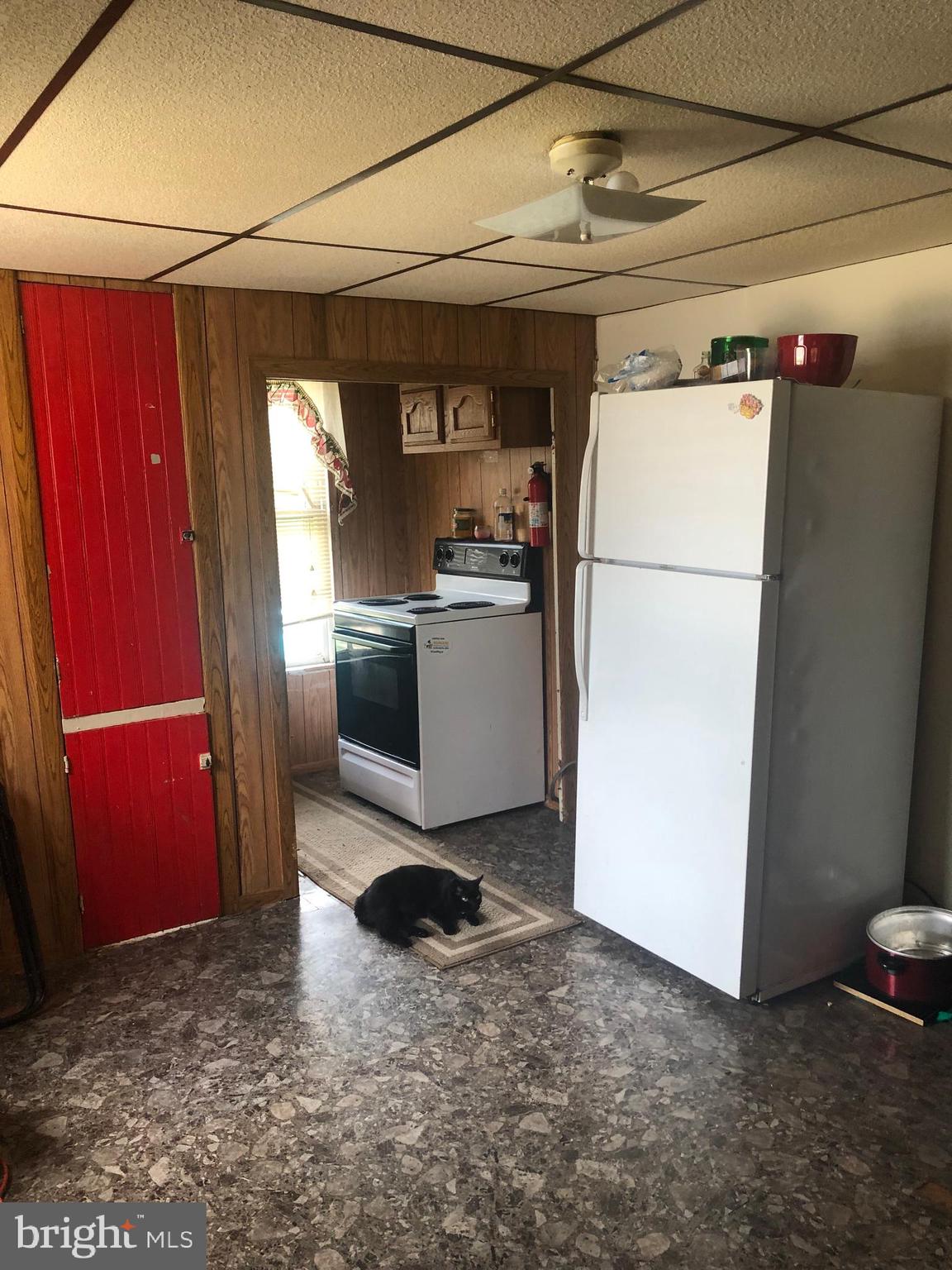 BERNVILLE ESTATES - Residential Income