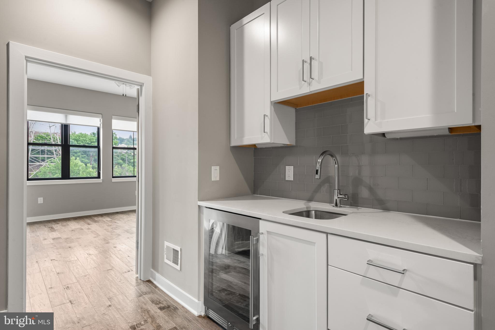 THE LOCKS - Residential