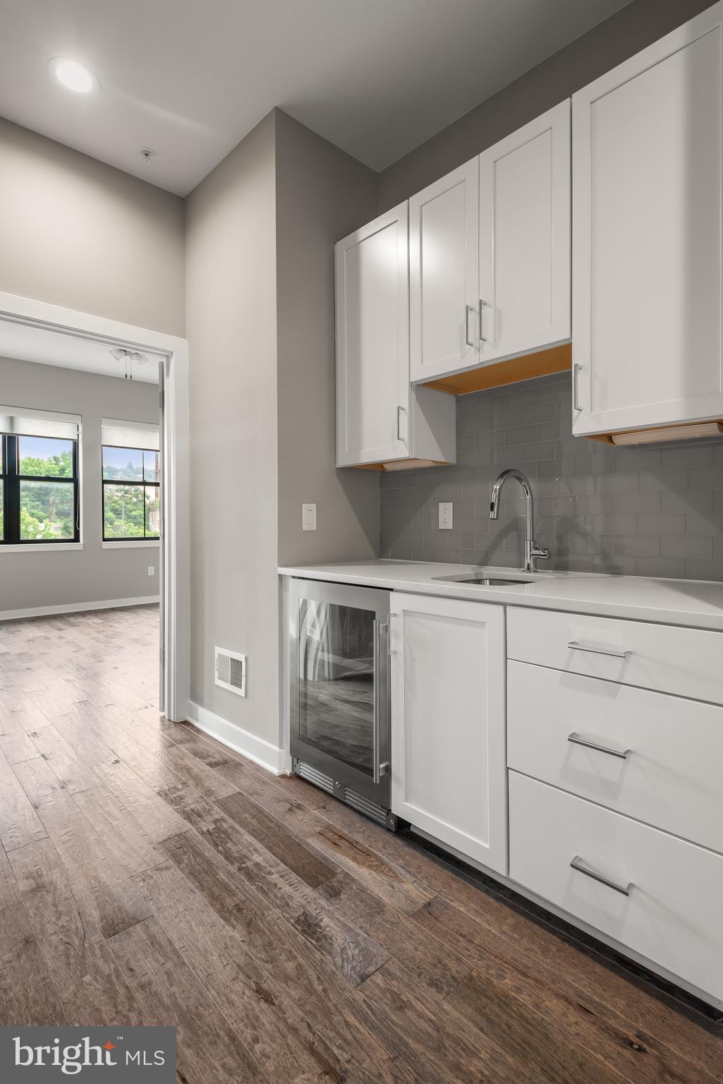 THE LOCKS - Residential