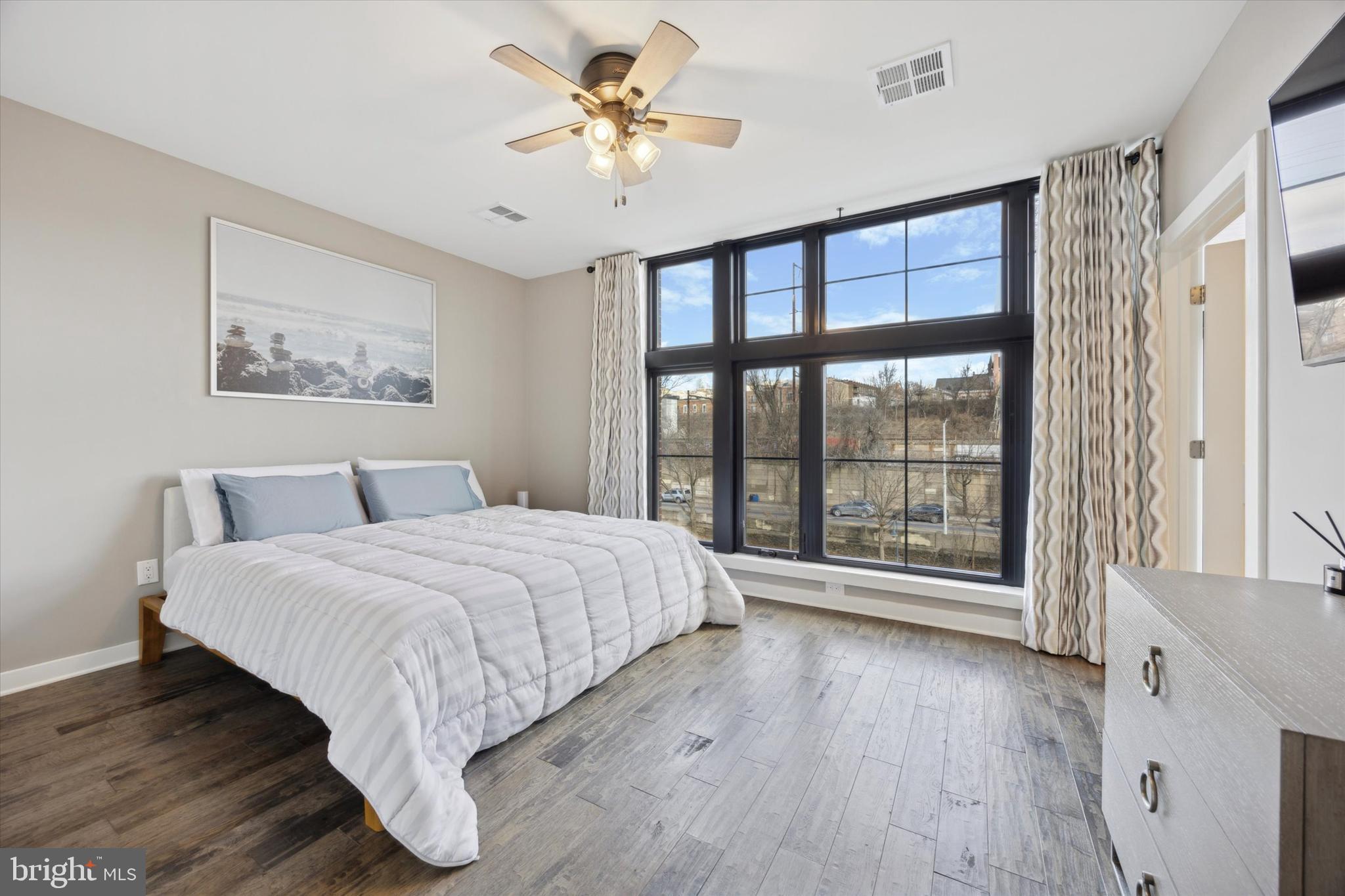 THE LOCKS - Residential