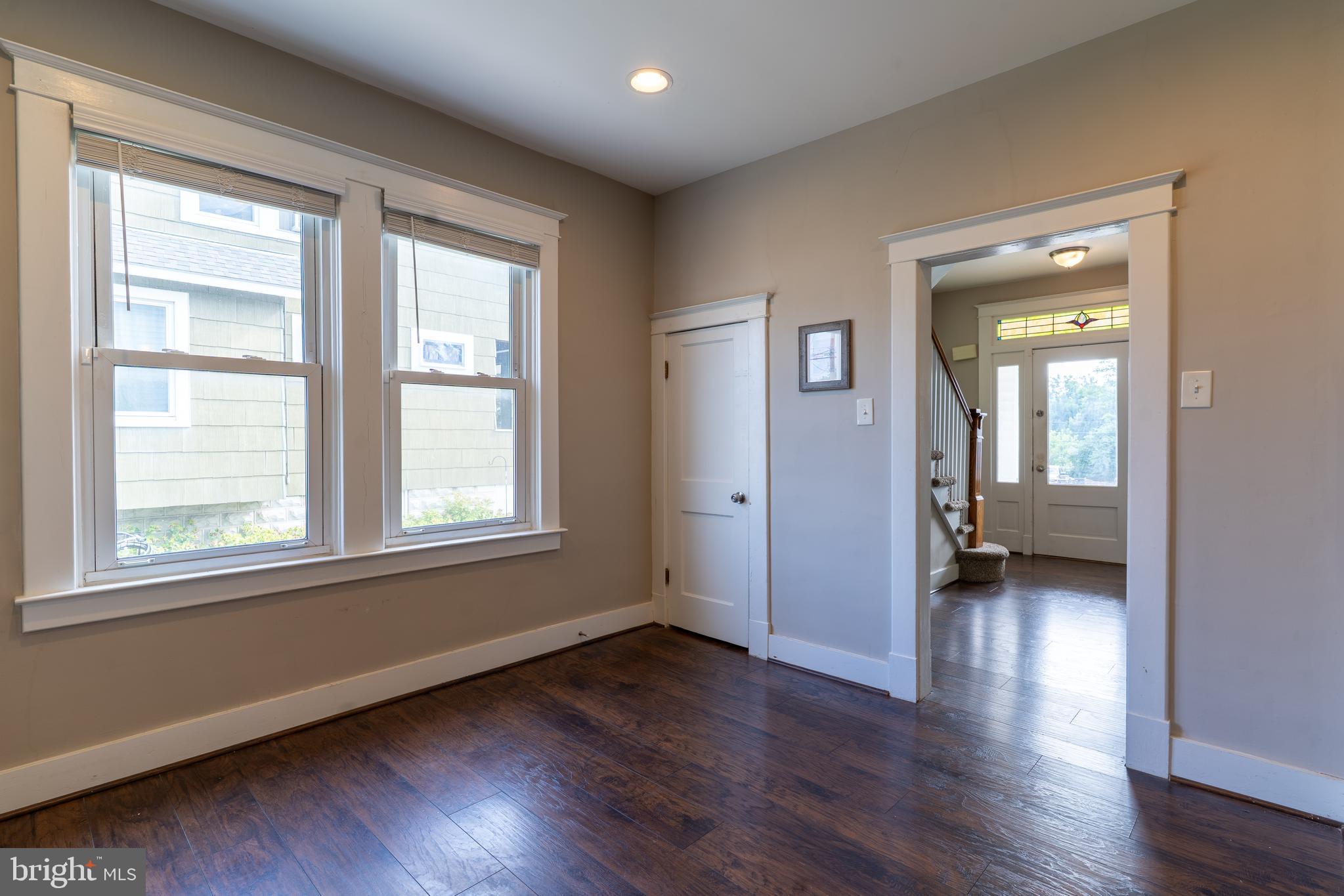 ELMWOOD - Residential