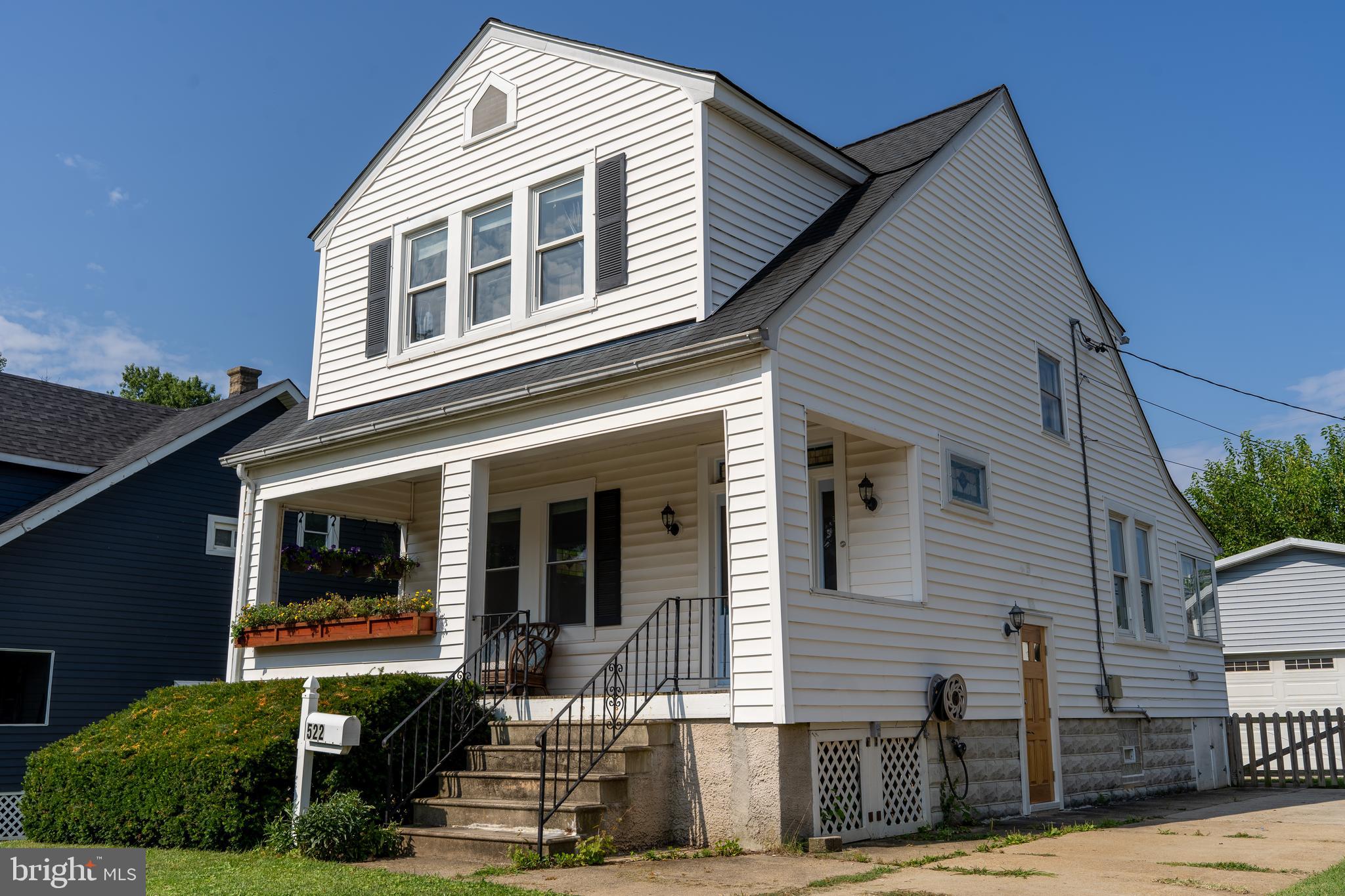 ELMWOOD - Residential