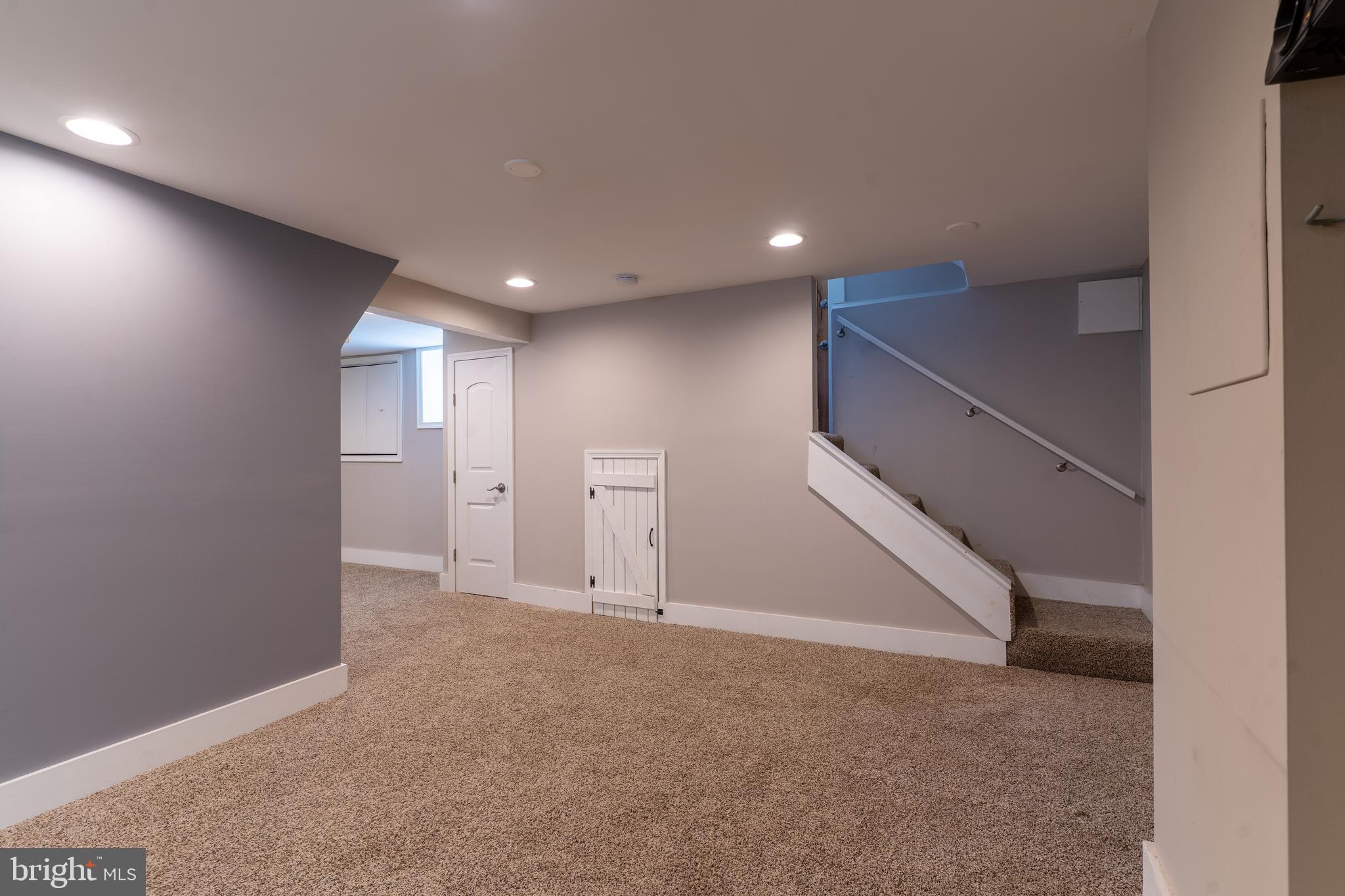 ELMWOOD - Residential