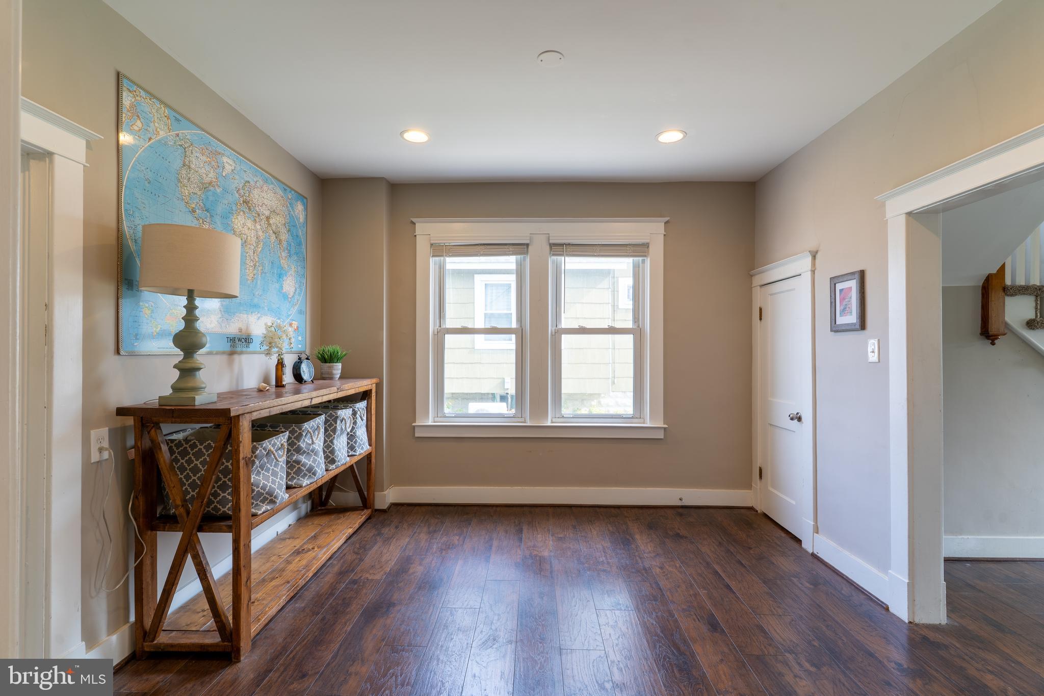 ELMWOOD - Residential