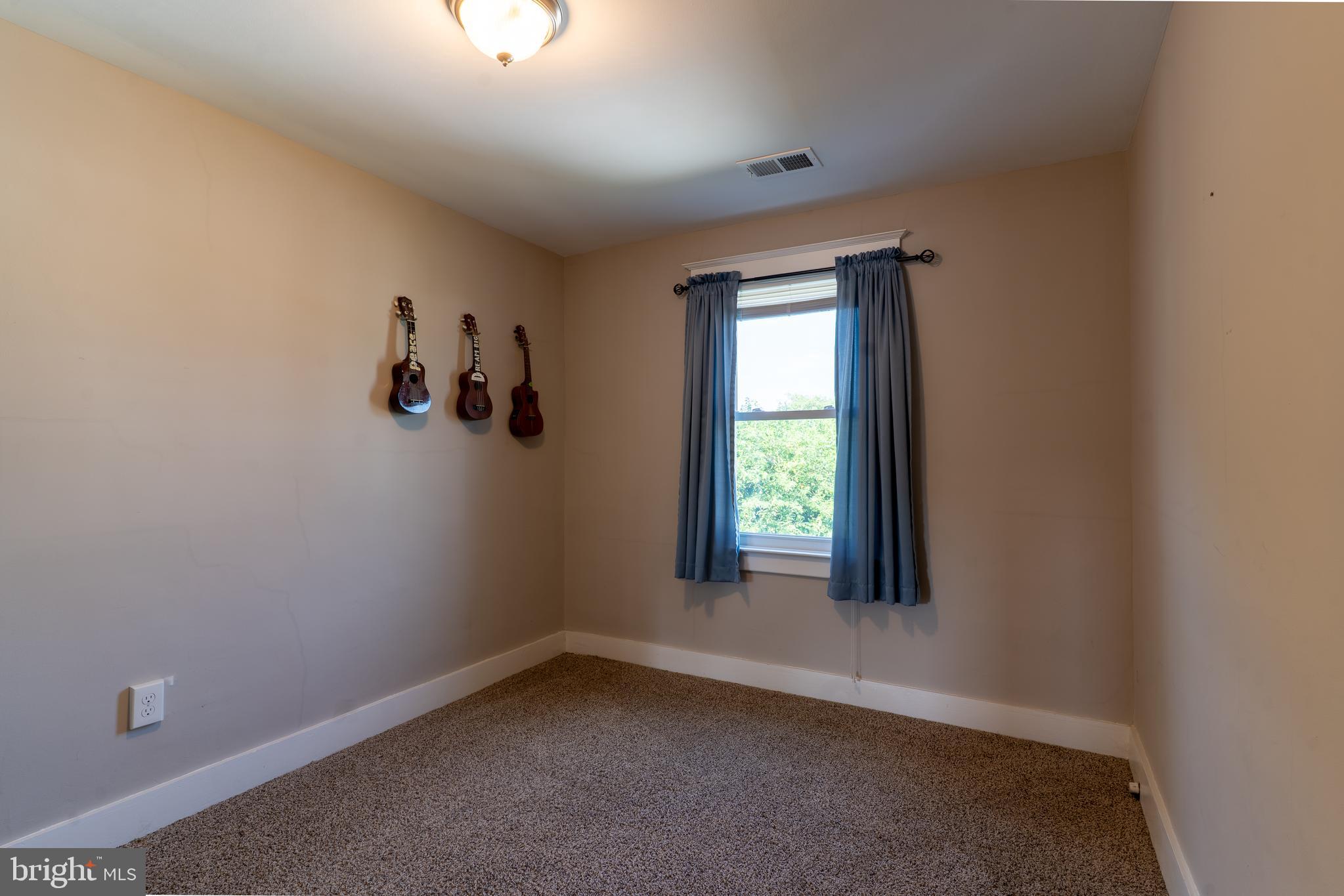 ELMWOOD - Residential