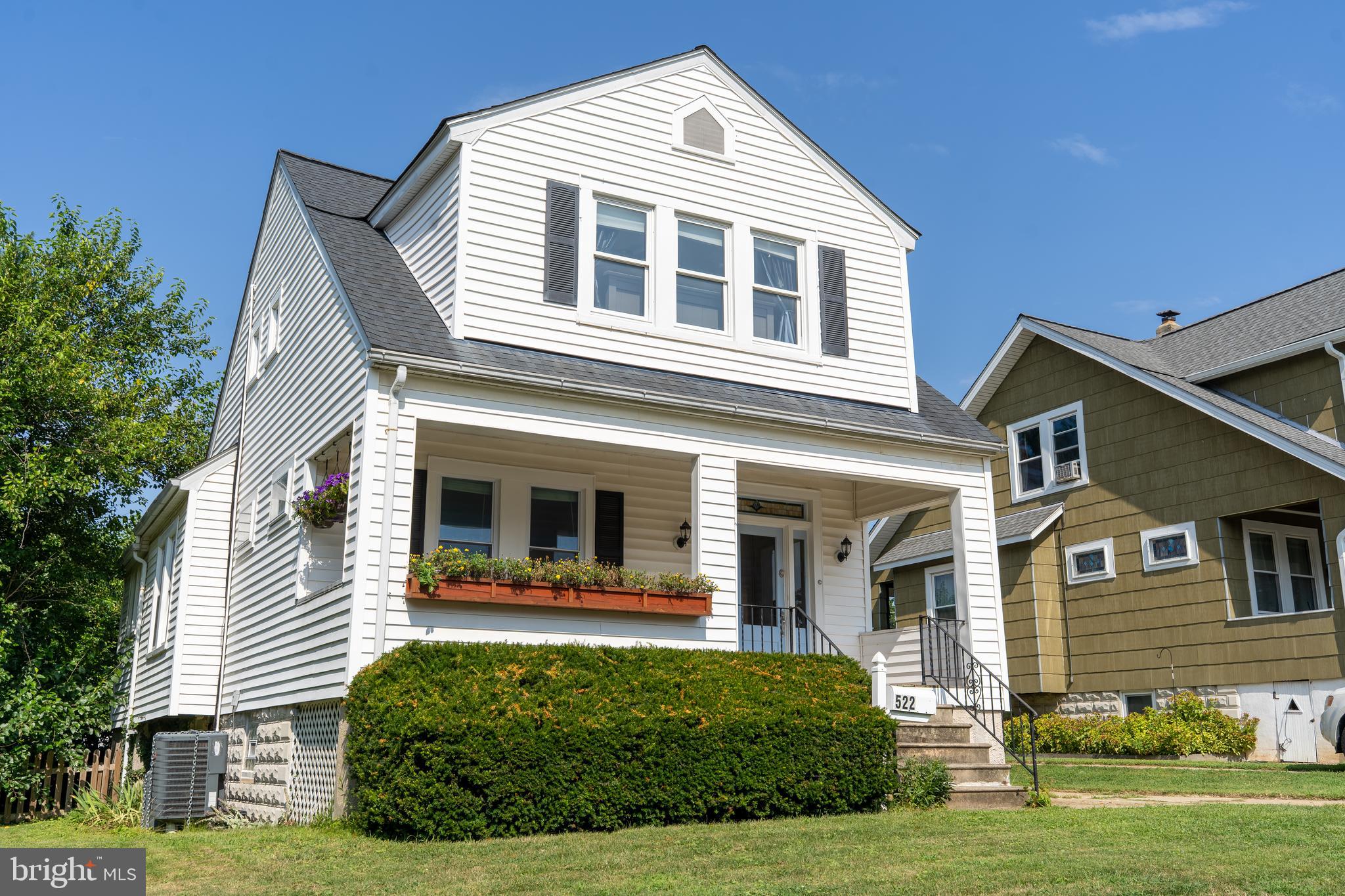 ELMWOOD - Residential