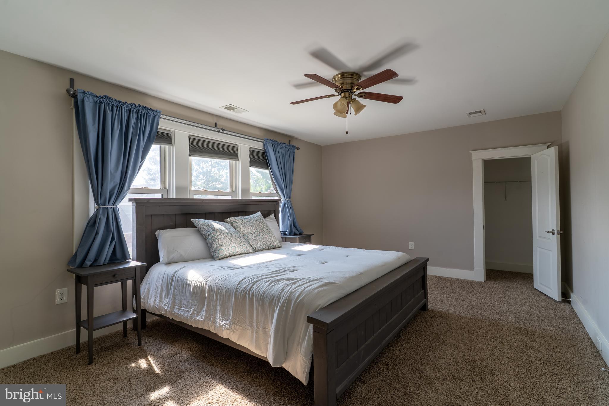 ELMWOOD - Residential